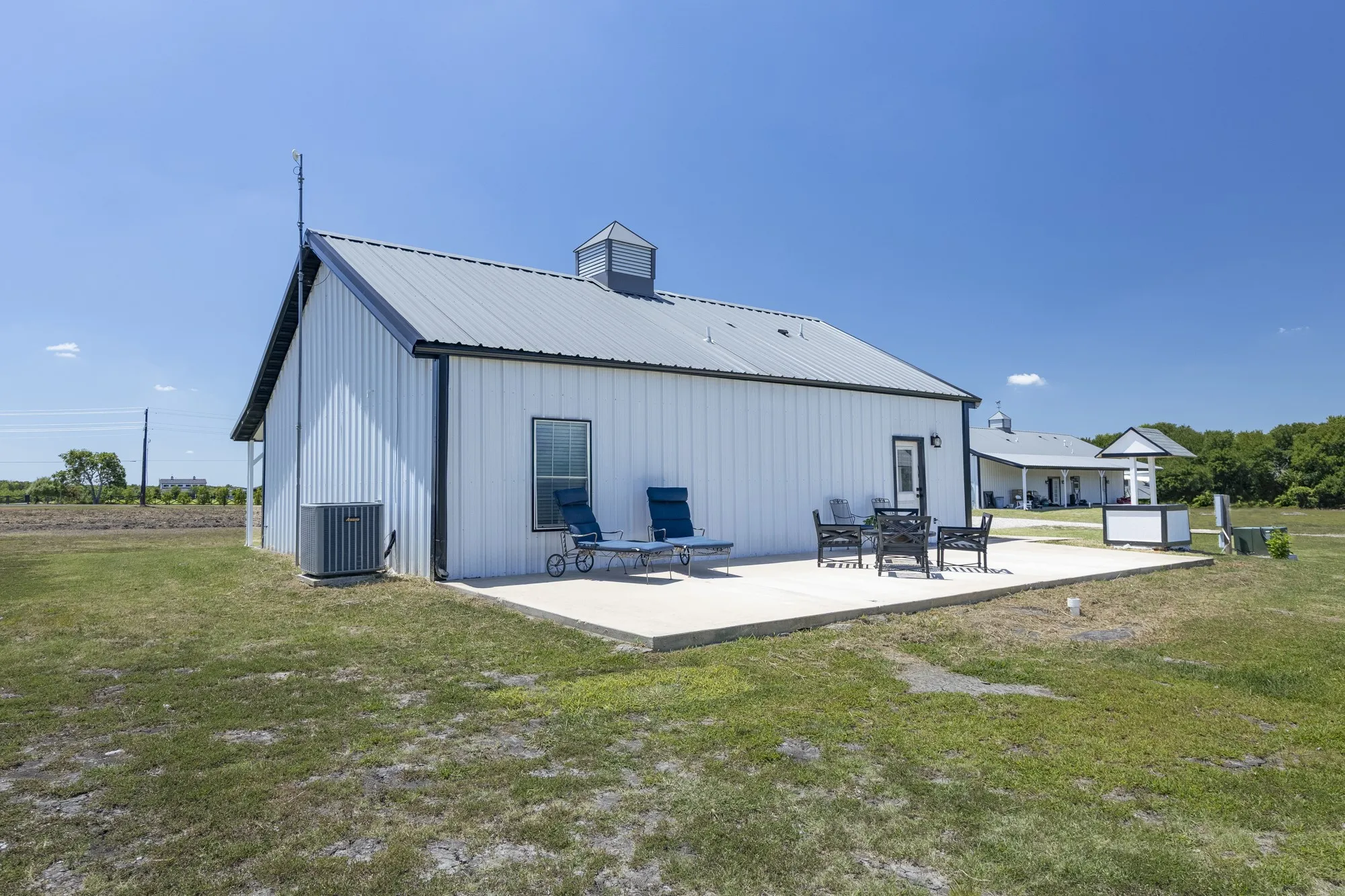 Single Family Residence For Sale in Collin County , 4139 Record Ranch Road, Royse City, Texas 75189, 2 Bedroom, 2 Bathroom, Garage spaces, 1,200 Sqft, built in 2019, Price $699,000, mls#21346770, Real Estate Agent in Royse City, Homes For Sale in Collin county, Homes For Sale in Royse City, Realtor in Royse City Texas, Real Estate Brokerage Independent Realty Texas, Luminita Cordes Realtor