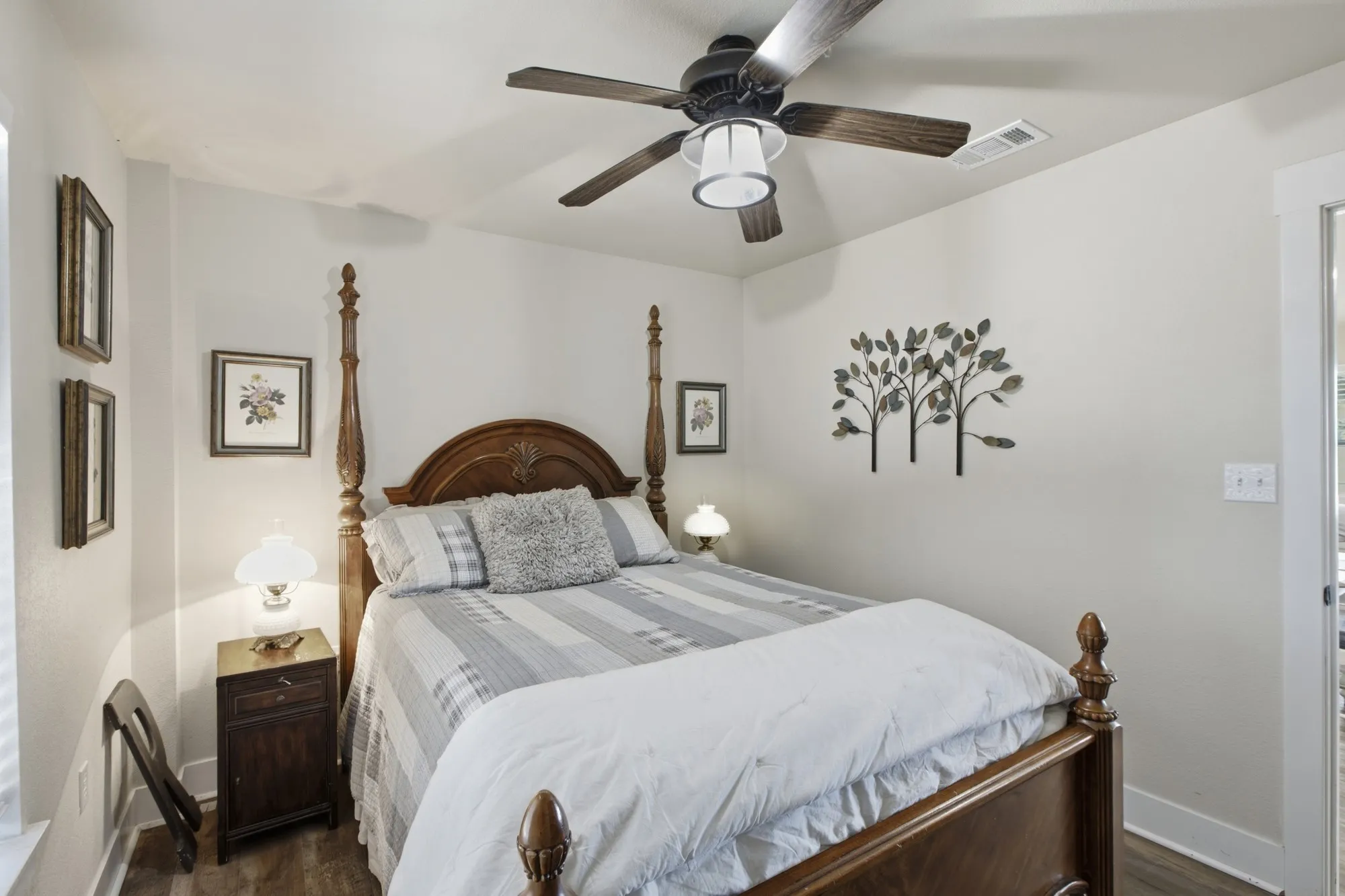 Single Family Residence For Sale in Collin County , 4139 Record Ranch Road, Royse City, Texas 75189, 2 Bedroom, 2 Bathroom, Garage spaces, 1,200 Sqft, built in 2019, Price $699,000, mls#21346770, Real Estate Agent in Royse City, Homes For Sale in Collin county, Homes For Sale in Royse City, Realtor in Royse City Texas, Real Estate Brokerage Independent Realty Texas, Luminita Cordes Realtor