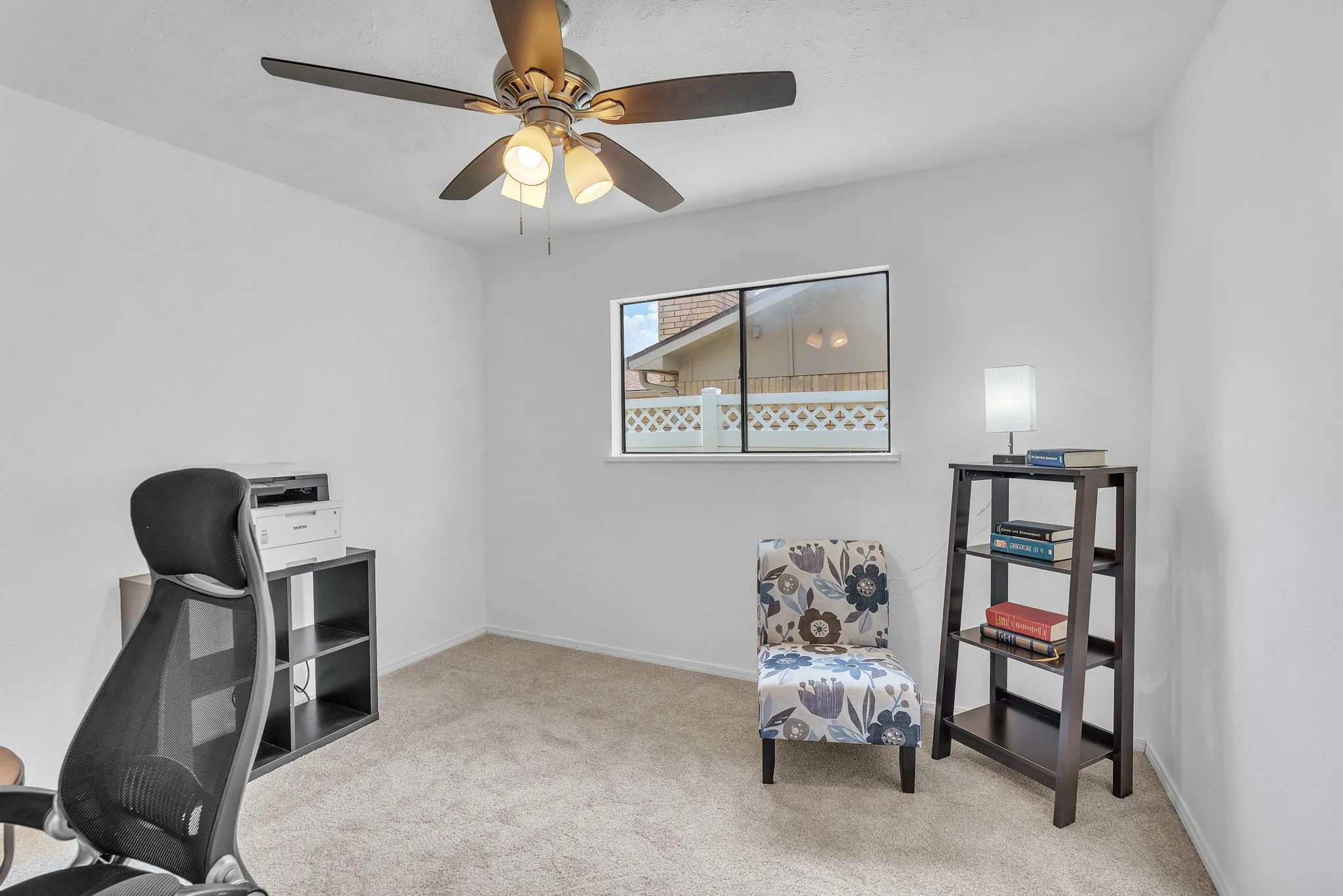 Single Family Residence For Sale in Denton County , 4908 Crawford Drive, The Colony, Texas 75056, 3 Bedroom, 2 Bathroom, 2 Garage spaces, 1,946 Sqft, built in 1977, mls#21345951, Real Estate Agent in The Colony, Homes For Sale in Denton county, Homes For Sale in The Colony, Realtor in The Colony Texas, Real Estate Brokerage Independent Realty Texas, Luminita Cordes Realtor