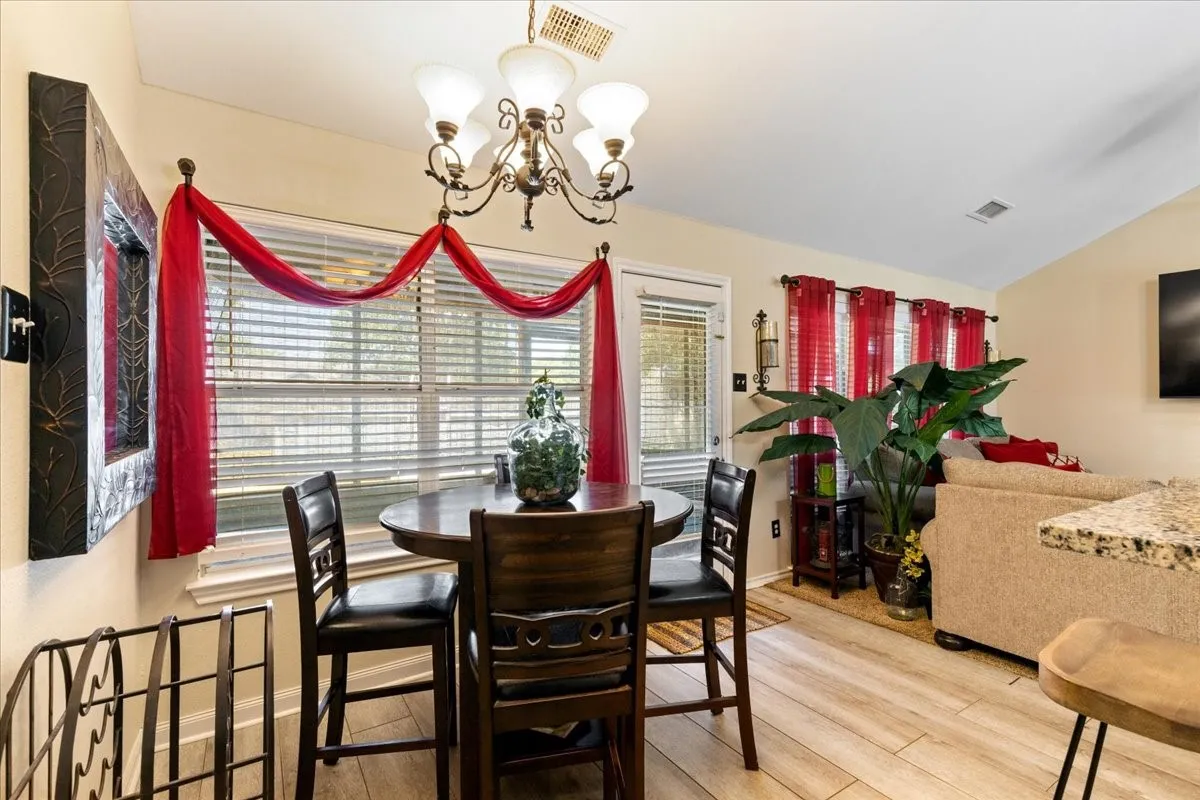 Single Family Residence For Sale in Henderson County , 425 Legendary Lane, Gun Barrel City, Texas 75156, 3 Bedroom, 2 Bathroom, 2 Garage spaces, 1,417 Sqft, built in 2004, mls#21346199, Real Estate Agent in Gun Barrel City, Homes For Sale in Henderson county, Homes For Sale in Gun Barrel City, Realtor in Gun Barrel City Texas, Real Estate Brokerage Independent Realty Texas, Luminita Cordes Realtor