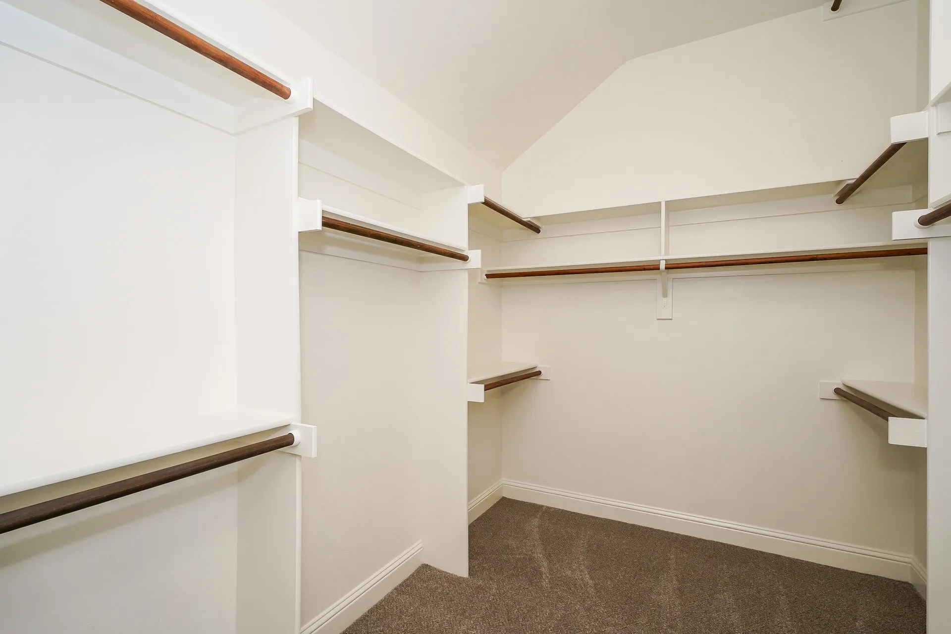 Single Family Residence For Sale in Tarrant County , 7428 Errandale Drive, Fort Worth, Texas 76179, 3 Bedroom, 2 Bathroom, 2 Garage spaces, 1,919 Sqft, built in 2015, mls#21344945, Real Estate Agent in Fort Worth, Homes For Sale in Tarrant county, Homes For Sale in Fort Worth, Realtor in Fort Worth Texas, Real Estate Brokerage Independent Realty Texas, Luminita Cordes Realtor