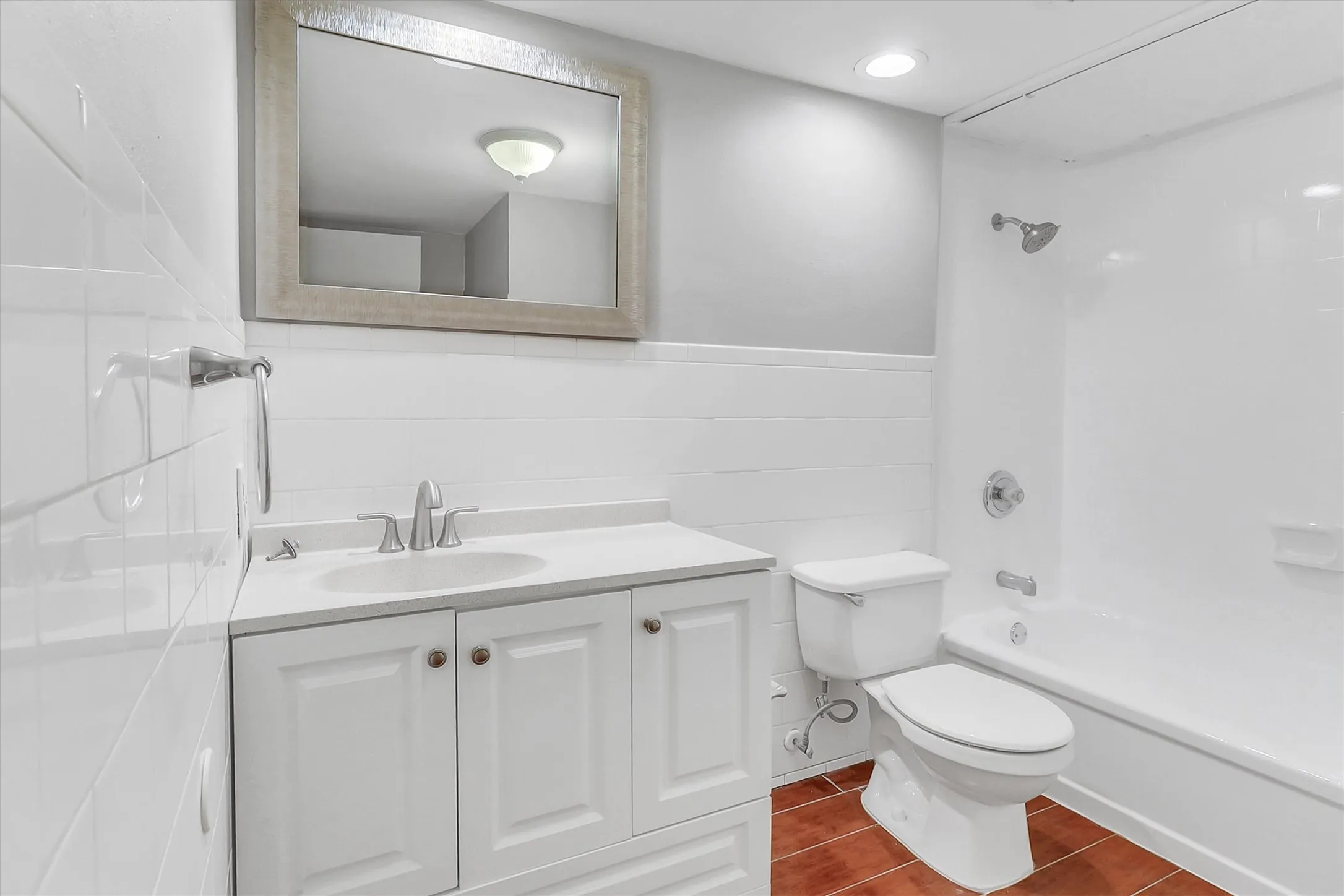 Condominium For Rent in Dallas County , 5881 Preston View Boulevard, Dallas, Texas 75240, 1 Bedroom, 1 Bathroom, Garage spaces, 632 Sqft, built in 1968, mls#21346513, Real Estate Agent in Dallas, Homes For Rent in Dallas county, Homes For Rent in Dallas, Realtor in Dallas Texas, Real Estate Brokerage Independent Realty Texas, Luminita Cordes Realtor