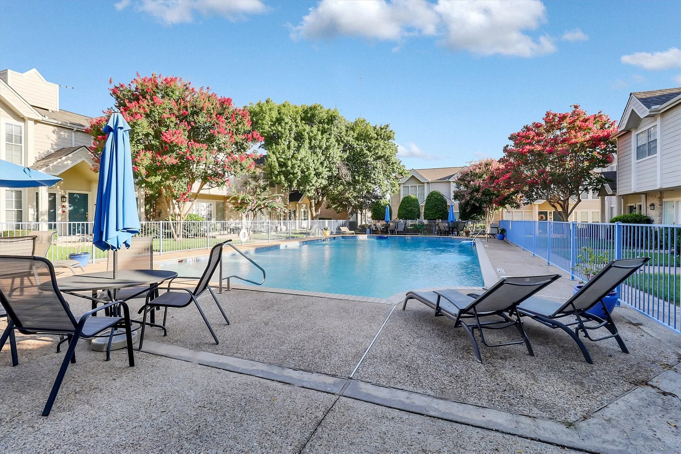Condominium For Rent in Dallas County , 5881 Preston View Boulevard, Dallas, Texas 75240, 1 Bedroom, 1 Bathroom, Garage spaces, 632 Sqft, built in 1968, mls#21346513, Real Estate Agent in Dallas, Homes For Rent in Dallas county, Homes For Rent in Dallas, Realtor in Dallas Texas, Real Estate Brokerage Independent Realty Texas, Luminita Cordes Realtor