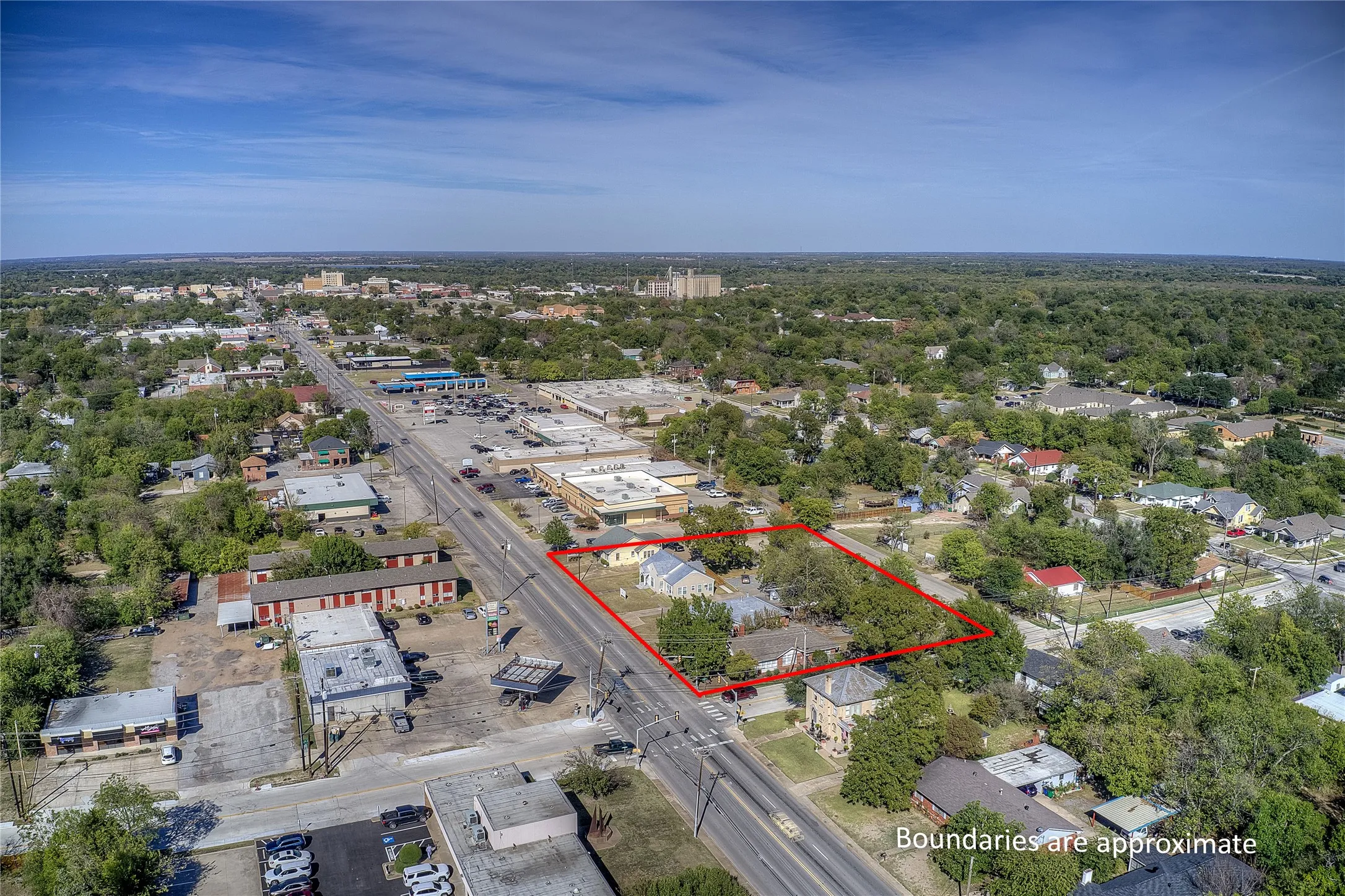 Retail For Sale in Hunt County , 4319 Wesley Street, Greenville, Texas 75401, 0, 0, Garage spaces, 0 Sqft, built in 1940, mls#21326355, Real Estate Agent in Greenville, Homes For Sale in Hunt county, Homes For Sale in Greenville, Realtor in Greenville Texas, Real Estate Brokerage Independent Realty Texas, Luminita Cordes Realtor