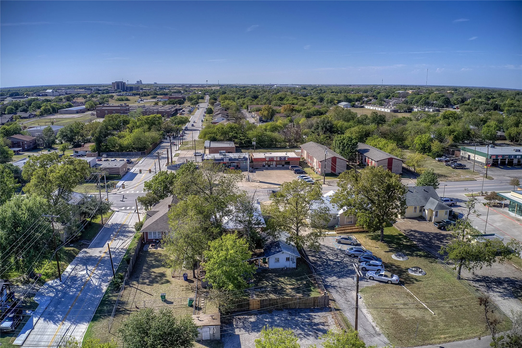 Retail For Sale in Hunt County , 4319 Wesley Street, Greenville, Texas 75401, 0, 0, Garage spaces, 0 Sqft, built in 1940, mls#21326355, Real Estate Agent in Greenville, Homes For Sale in Hunt county, Homes For Sale in Greenville, Realtor in Greenville Texas, Real Estate Brokerage Independent Realty Texas, Luminita Cordes Realtor