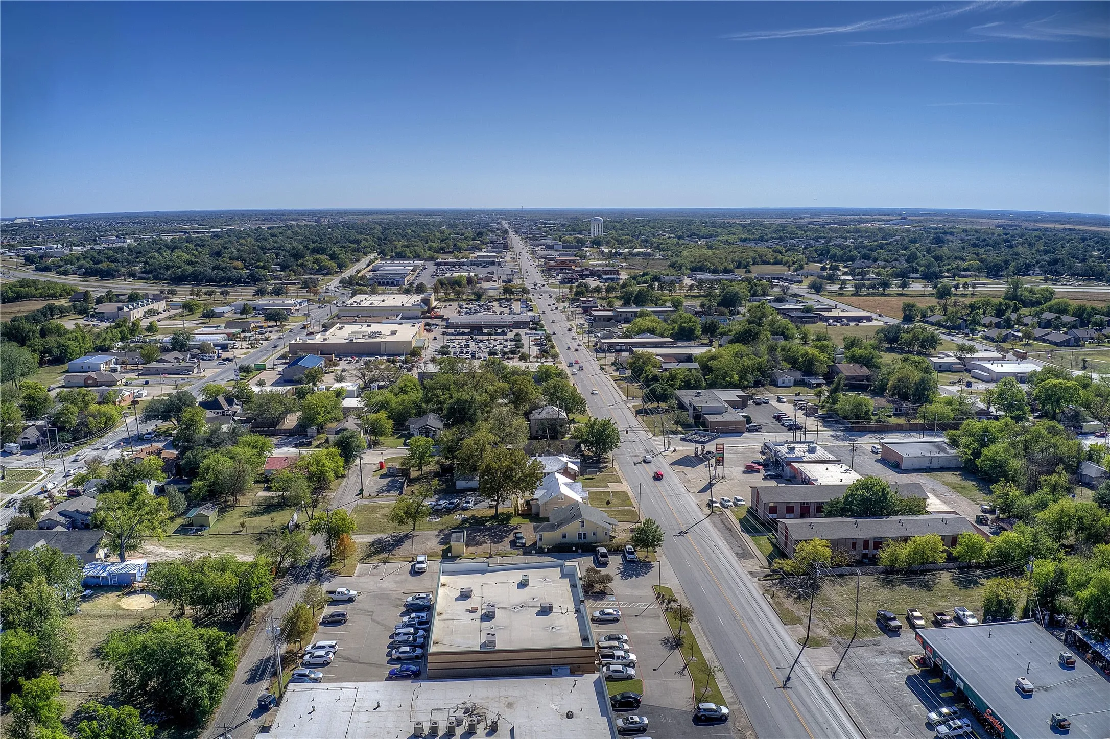 Retail For Sale in Hunt County , 4319 Wesley Street, Greenville, Texas 75401, 0, 0, Garage spaces, 0 Sqft, built in 1940, mls#21326355, Real Estate Agent in Greenville, Homes For Sale in Hunt county, Homes For Sale in Greenville, Realtor in Greenville Texas, Real Estate Brokerage Independent Realty Texas, Luminita Cordes Realtor