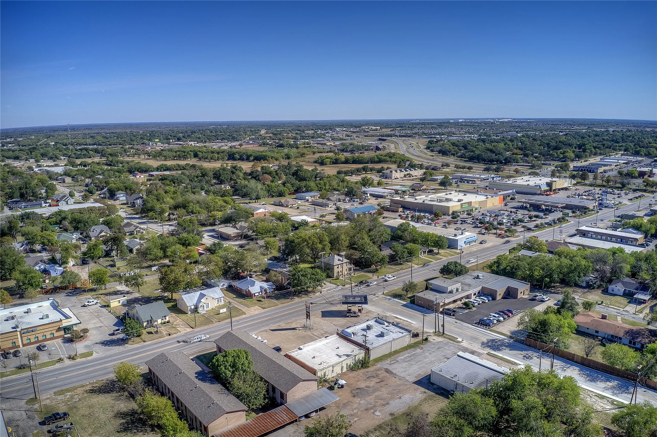 Retail For Sale in Hunt County , 4319 Wesley Street, Greenville, Texas 75401, 0, 0, Garage spaces, 0 Sqft, built in 1940, mls#21326355, Real Estate Agent in Greenville, Homes For Sale in Hunt county, Homes For Sale in Greenville, Realtor in Greenville Texas, Real Estate Brokerage Independent Realty Texas, Luminita Cordes Realtor