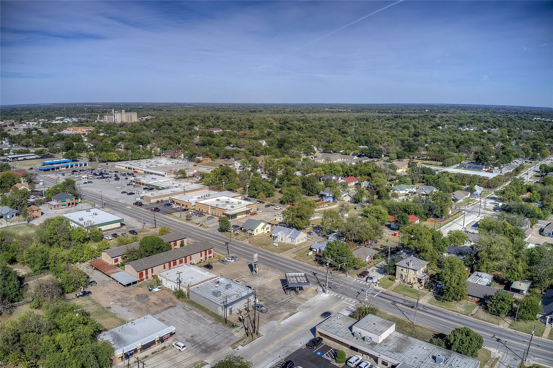 Retail For Sale in Hunt County , 4319 Wesley Street, Greenville, Texas 75401, 0, 0, Garage spaces, 0 Sqft, built in 1940, mls#21326355, Real Estate Agent in Greenville, Homes For Sale in Hunt county, Homes For Sale in Greenville, Realtor in Greenville Texas, Real Estate Brokerage Independent Realty Texas, Luminita Cordes Realtor