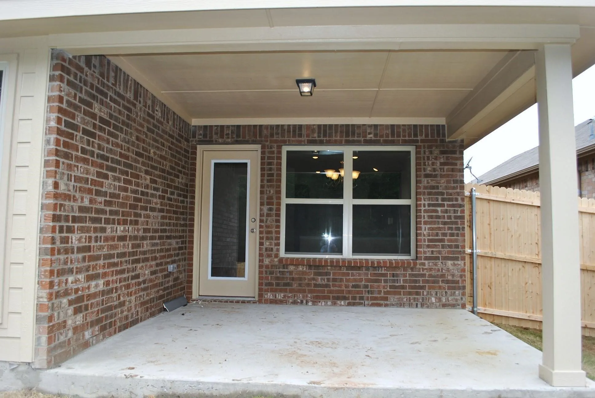 Single Family Residence For Rent in Collin County , 929 Hazels Way, Anna, Texas 75409, 4 Bedroom, 2 Bathroom, 2 Garage spaces, 1,645 Sqft, built in 2014, mls#21347233, Real Estate Agent in Anna, Homes For Rent in Collin county, Homes For Rent in Anna, Realtor in Anna Texas, Real Estate Brokerage Independent Realty Texas, Luminita Cordes Realtor