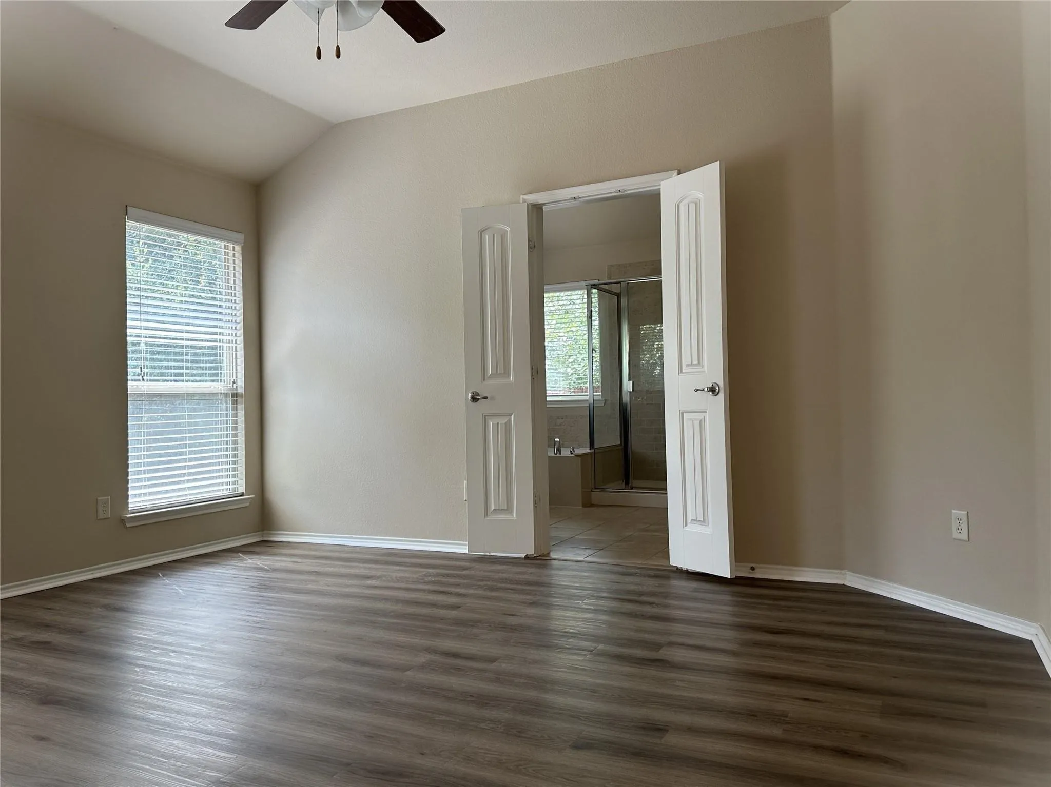 Single Family Residence For Rent in Collin County , 929 Hazels Way, Anna, Texas 75409, 4 Bedroom, 2 Bathroom, 2 Garage spaces, 1,645 Sqft, built in 2014, mls#21347233, Real Estate Agent in Anna, Homes For Rent in Collin county, Homes For Rent in Anna, Realtor in Anna Texas, Real Estate Brokerage Independent Realty Texas, Luminita Cordes Realtor