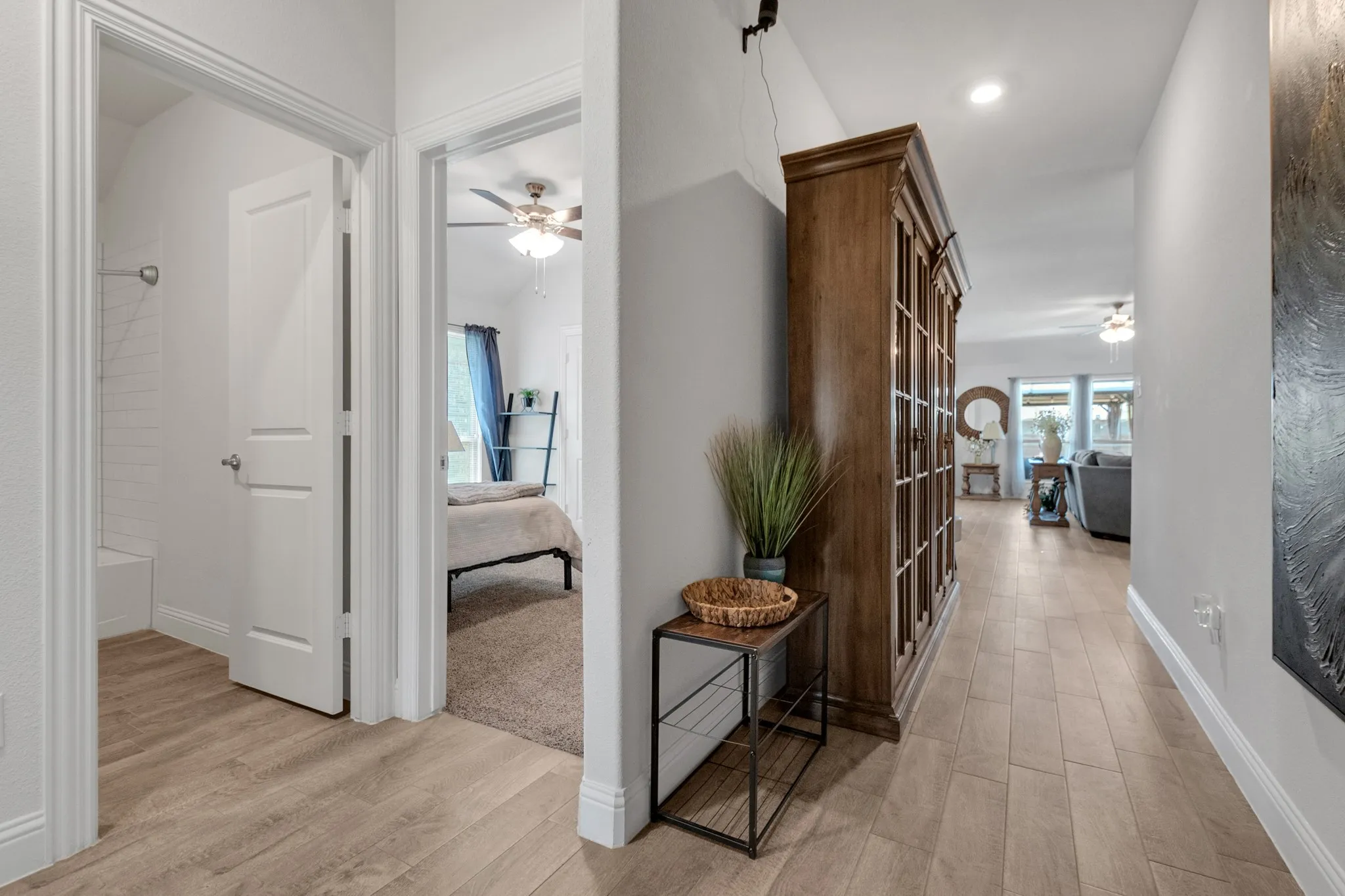 Single Family Residence For Sale in Denton County , 11120 Ranchera Drive, Aubrey, Texas 76227, 3 Bedroom, 2 Bathroom, 2 Garage spaces, 1,706 Sqft, built in 2022, mls#21345049, Real Estate Agent in Aubrey, Homes For Sale in Denton county, Homes For Sale in Aubrey, Realtor in Aubrey Texas, Real Estate Brokerage Independent Realty Texas, Luminita Cordes Realtor