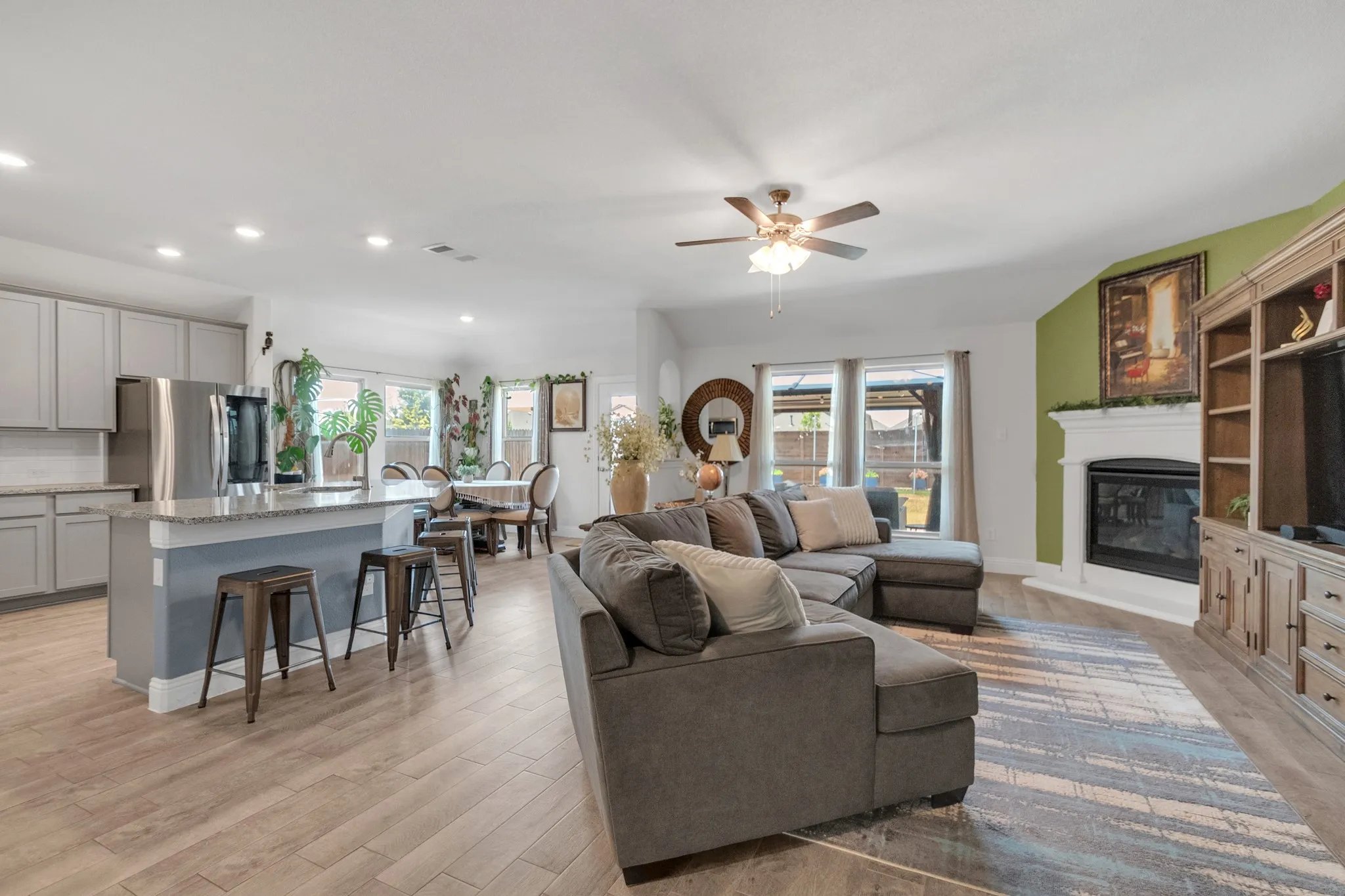 Single Family Residence For Sale in Denton County , 11120 Ranchera Drive, Aubrey, Texas 76227, 3 Bedroom, 2 Bathroom, 2 Garage spaces, 1,706 Sqft, built in 2022, mls#21345049, Real Estate Agent in Aubrey, Homes For Sale in Denton county, Homes For Sale in Aubrey, Realtor in Aubrey Texas, Real Estate Brokerage Independent Realty Texas, Luminita Cordes Realtor