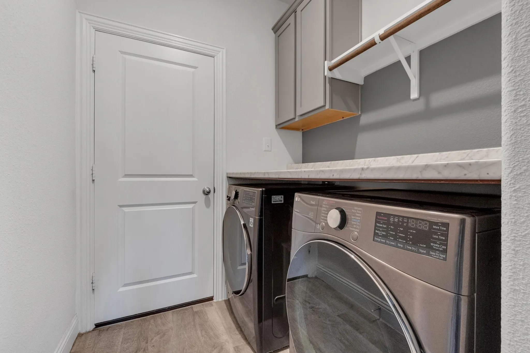 Single Family Residence For Sale in Denton County , 11120 Ranchera Drive, Aubrey, Texas 76227, 3 Bedroom, 2 Bathroom, 2 Garage spaces, 1,706 Sqft, built in 2022, mls#21345049, Real Estate Agent in Aubrey, Homes For Sale in Denton county, Homes For Sale in Aubrey, Realtor in Aubrey Texas, Real Estate Brokerage Independent Realty Texas, Luminita Cordes Realtor