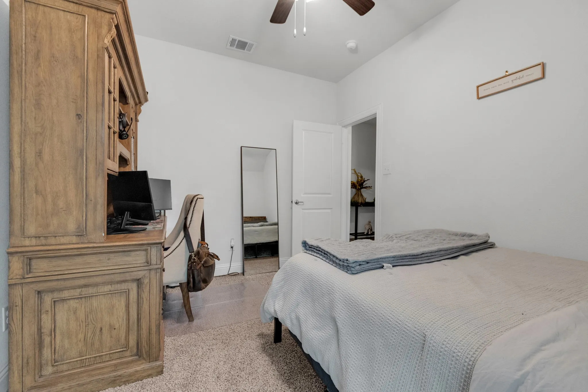 Single Family Residence For Sale in Denton County , 11120 Ranchera Drive, Aubrey, Texas 76227, 3 Bedroom, 2 Bathroom, 2 Garage spaces, 1,706 Sqft, built in 2022, mls#21345049, Real Estate Agent in Aubrey, Homes For Sale in Denton county, Homes For Sale in Aubrey, Realtor in Aubrey Texas, Real Estate Brokerage Independent Realty Texas, Luminita Cordes Realtor