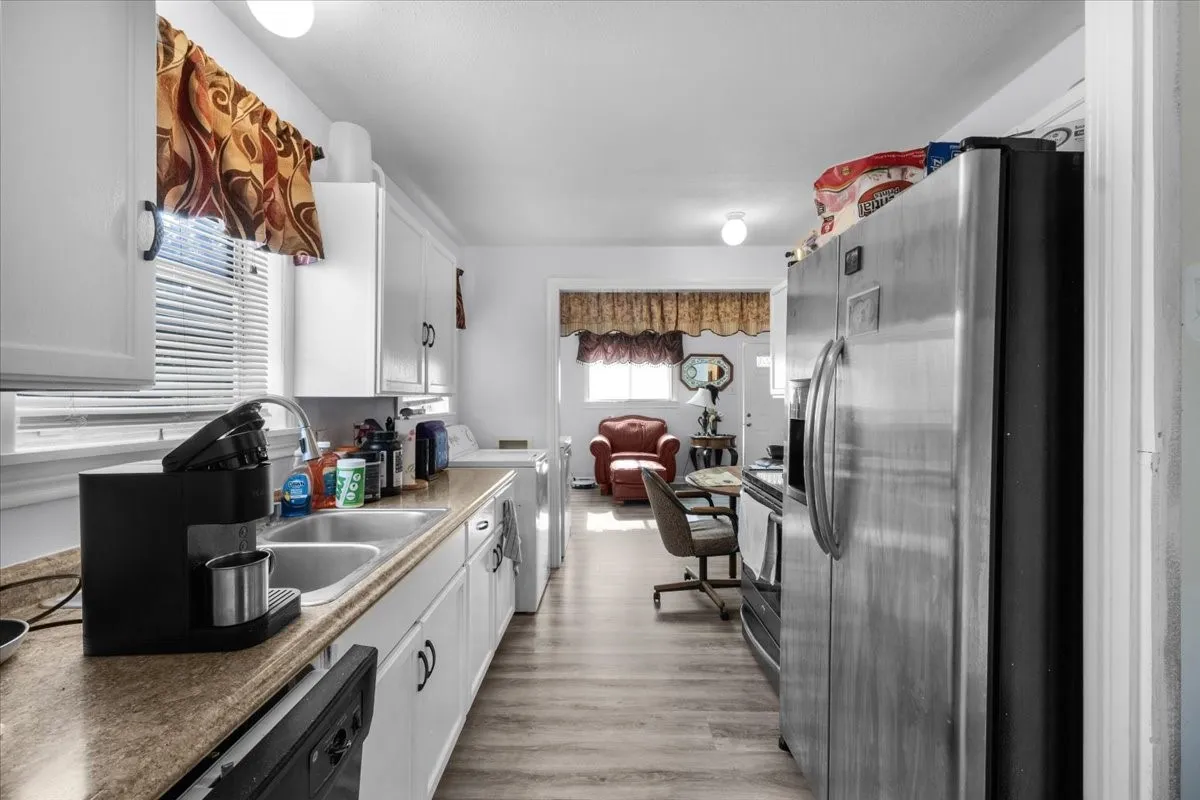 Single Family Residence For Sale in Tarrant County , 1828 Arch Street, Fort Worth, Texas 76105, 3 Bedroom, 1 Bathroom, 1 Garage spaces, 826 Sqft, built in 1947, mls#21346762, Real Estate Agent in Fort Worth, Homes For Sale in Tarrant county, Homes For Sale in Fort Worth, Realtor in Fort Worth Texas, Real Estate Brokerage Independent Realty Texas, Luminita Cordes Realtor