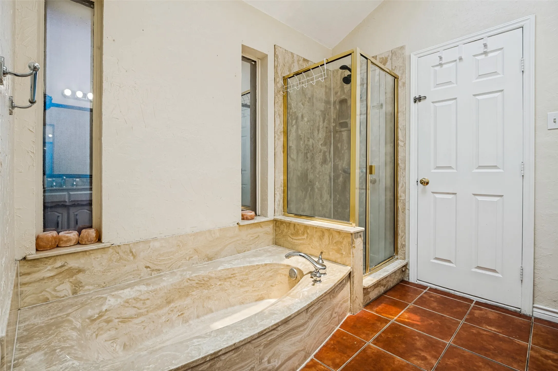 Single Family Residence For Sale in Ellis County , 2806 Cinnamon Springs Road, Glenn Heights, Texas 75154, 3 Bedroom, 2 Bathroom, 4 Garage spaces, 2,202 Sqft, built in 1983, Price $525,000, mls#21345413, Real Estate Agent in Glenn Heights, Homes For Sale in Ellis county, Homes For Sale in Glenn Heights, Realtor in Glenn Heights Texas, Real Estate Brokerage Independent Realty Texas, Luminita Cordes Realtor