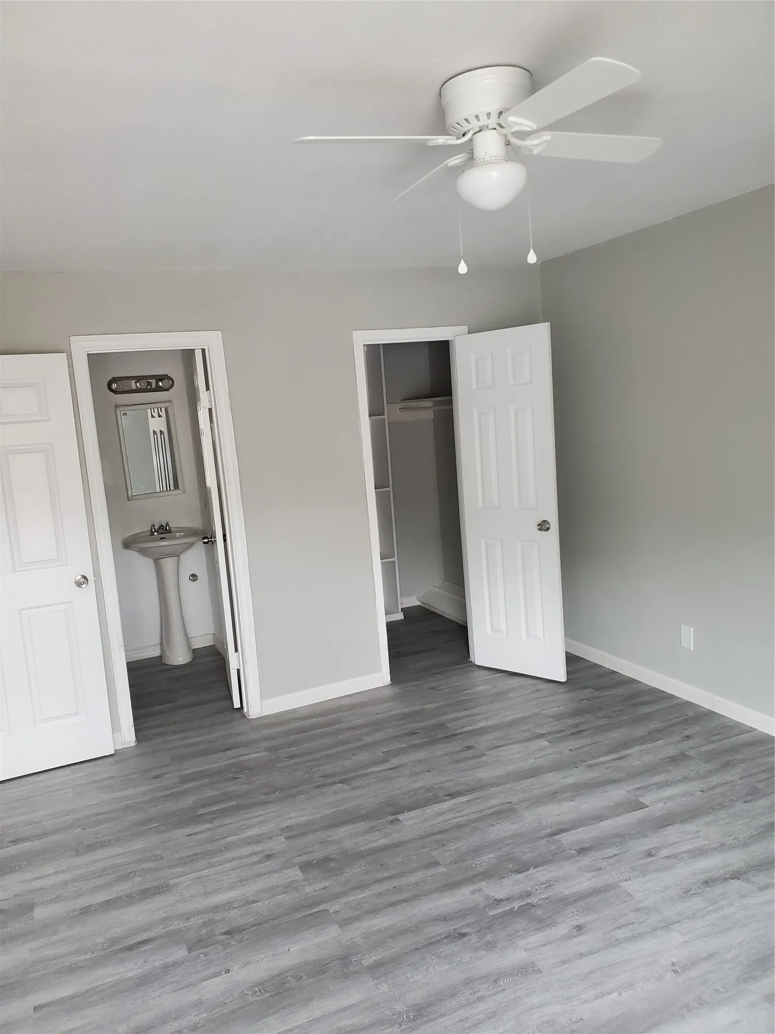 Apartment For Rent in Tarrant County , 6756 Trail Lake Drive B, Fort Worth, Texas 76133, 2 Bedroom, 2 Bathroom, Garage spaces, 1,064 Sqft, built in 1971, mls#21347240, Real Estate Agent in Fort Worth, Homes For Rent in Tarrant county, Homes For Rent in Fort Worth, Realtor in Fort Worth Texas, Real Estate Brokerage Independent Realty Texas, Luminita Cordes Realtor