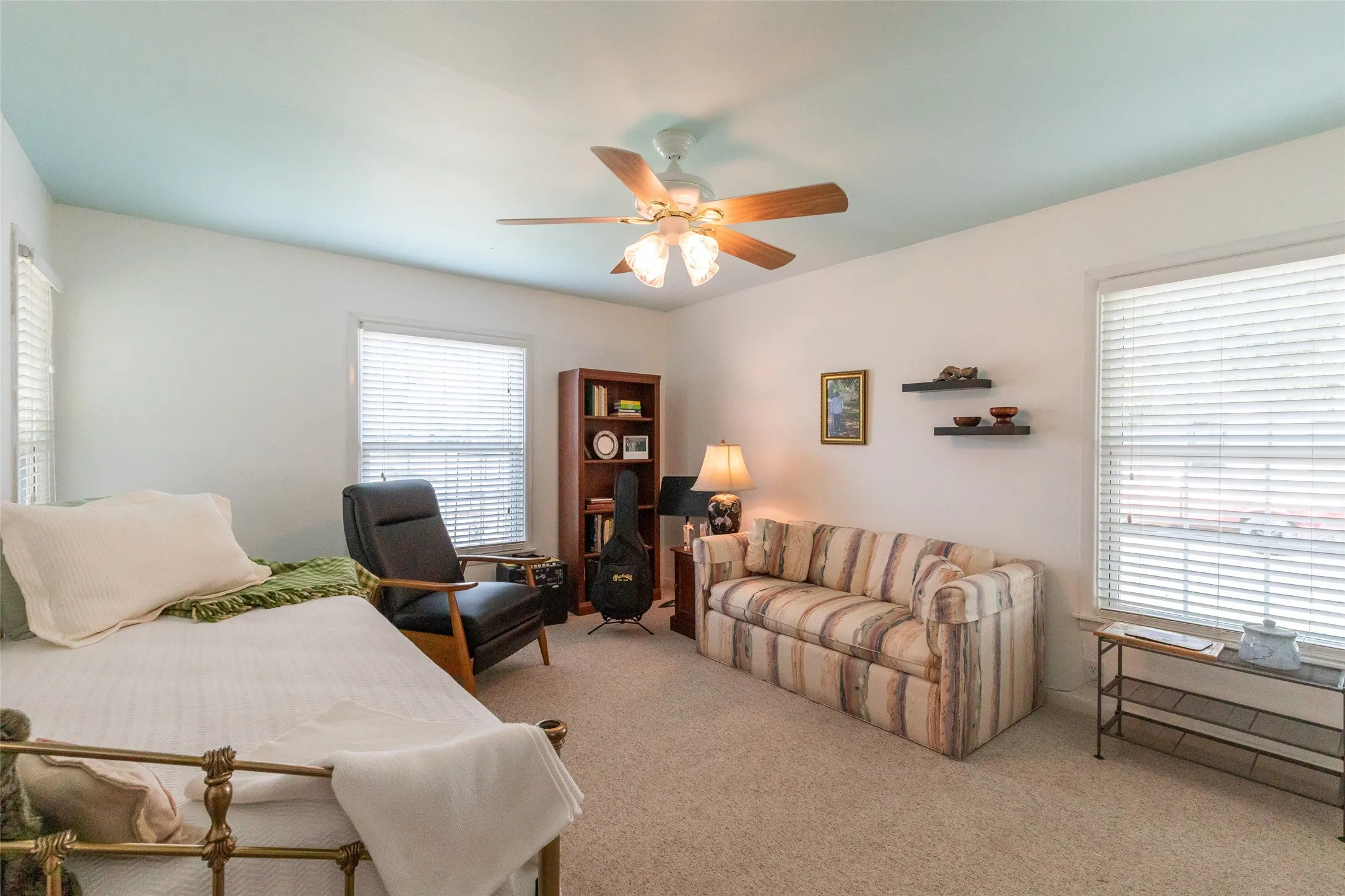 Single Family Residence For Sale in Taylor County , 4082 Potomac Avenue, Abilene, Texas 79605, 3 Bedroom, 2 Bathroom, 2 Garage spaces, 1,570 Sqft, built in 1949, mls#21345559, Real Estate Agent in Abilene, Homes For Sale in Taylor county, Homes For Sale in Abilene, Realtor in Abilene Texas, Real Estate Brokerage Independent Realty Texas, Luminita Cordes Realtor