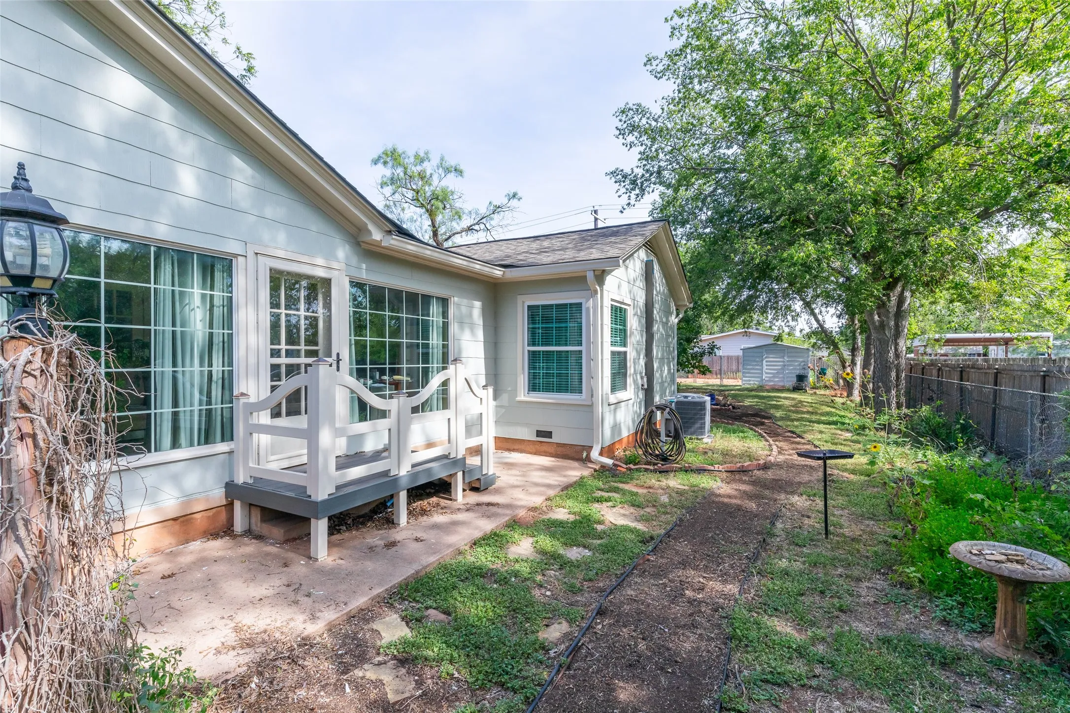Single Family Residence For Sale in Taylor County , 4082 Potomac Avenue, Abilene, Texas 79605, 3 Bedroom, 2 Bathroom, 2 Garage spaces, 1,570 Sqft, built in 1949, mls#21345559, Real Estate Agent in Abilene, Homes For Sale in Taylor county, Homes For Sale in Abilene, Realtor in Abilene Texas, Real Estate Brokerage Independent Realty Texas, Luminita Cordes Realtor
