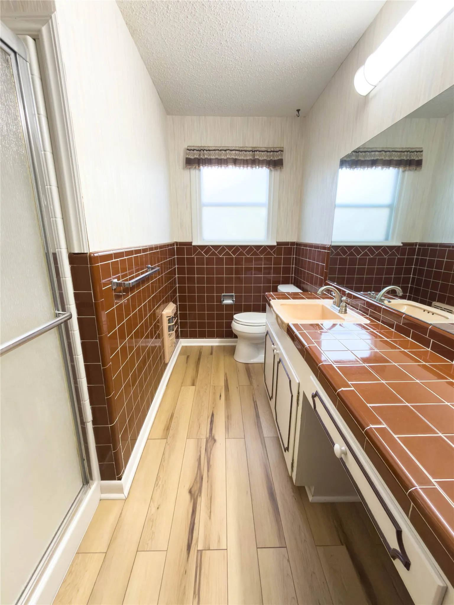Single Family Residence For Sale in Taylor County , 2117 Oakwood Lane, Abilene, Texas 79605, 3 Bedroom, 2 Bathroom, 2 Garage spaces, 2,071 Sqft, built in 1958, mls#21345703, Real Estate Agent in Abilene, Homes For Sale in Taylor county, Homes For Sale in Abilene, Realtor in Abilene Texas, Real Estate Brokerage Independent Realty Texas, Luminita Cordes Realtor