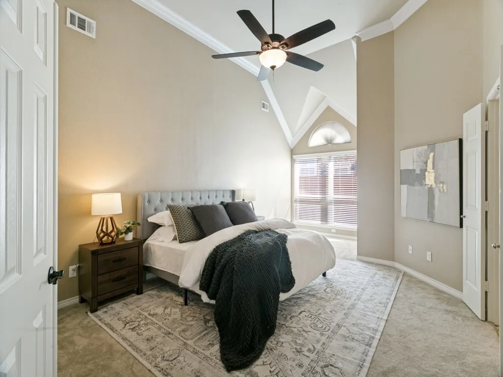 Single Family Residence For Sale in Dallas County , 8605 Wellington Point Drive, Irving, Texas 75063, 3 Bedroom, 2 Bathroom, 2 Garage spaces, 1,911 Sqft, built in 1993, mls#21345908, Real Estate Agent in Irving, Homes For Sale in Dallas county, Homes For Sale in Irving, Realtor in Irving Texas, Real Estate Brokerage Independent Realty Texas, Luminita Cordes Realtor