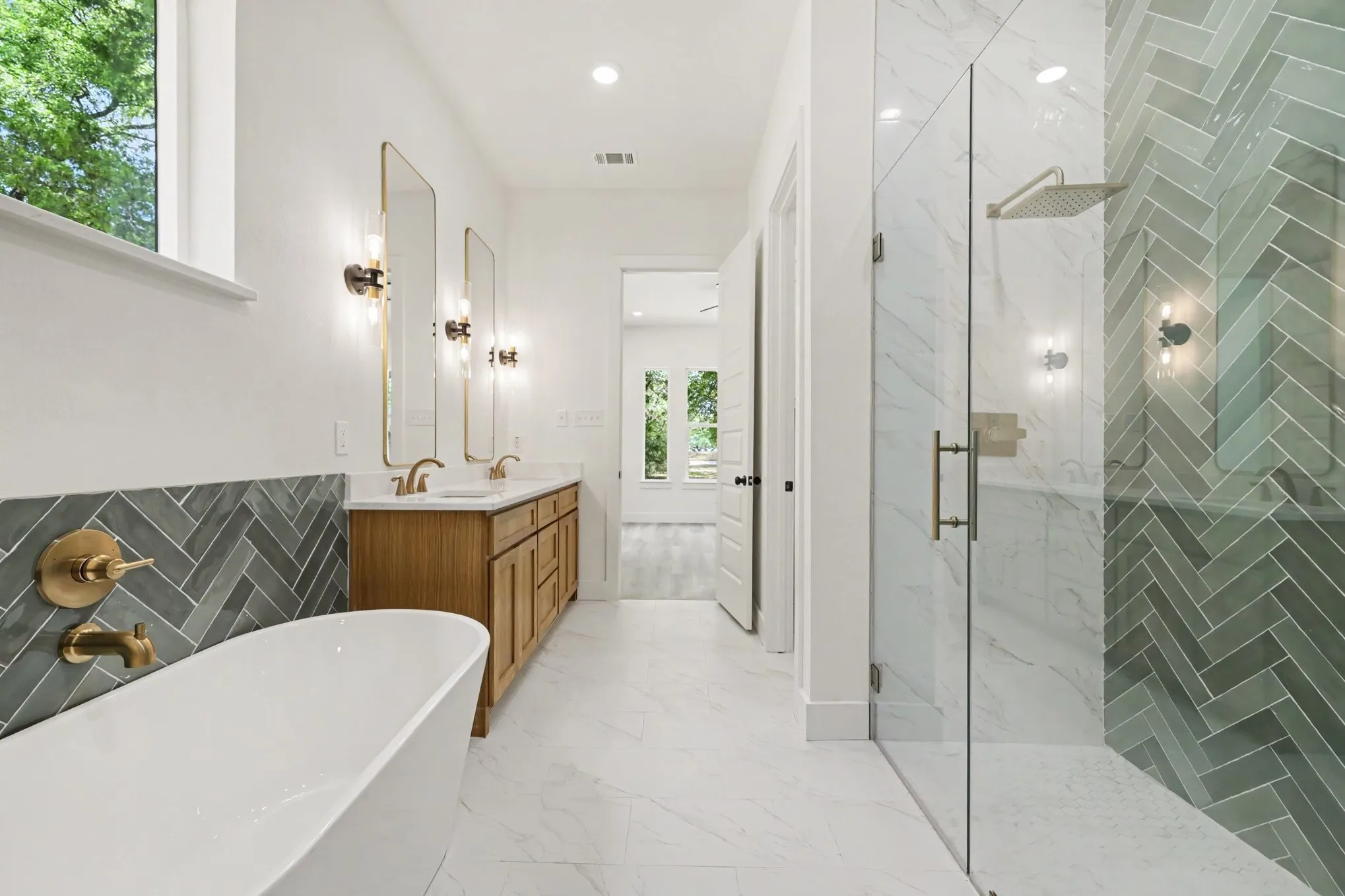 Single Family Residence For Sale in Dallas County , 3804 De Maggio Avenue, Dallas, Texas 75210, 3 Bedroom, 2 Bathroom, 2 Garage spaces, 1,818 Sqft, built in 2026, mls#21334137, Real Estate Agent in Dallas, Homes For Sale in Dallas county, Homes For Sale in Dallas, Realtor in Dallas Texas, Real Estate Brokerage Independent Realty Texas, Luminita Cordes Realtor