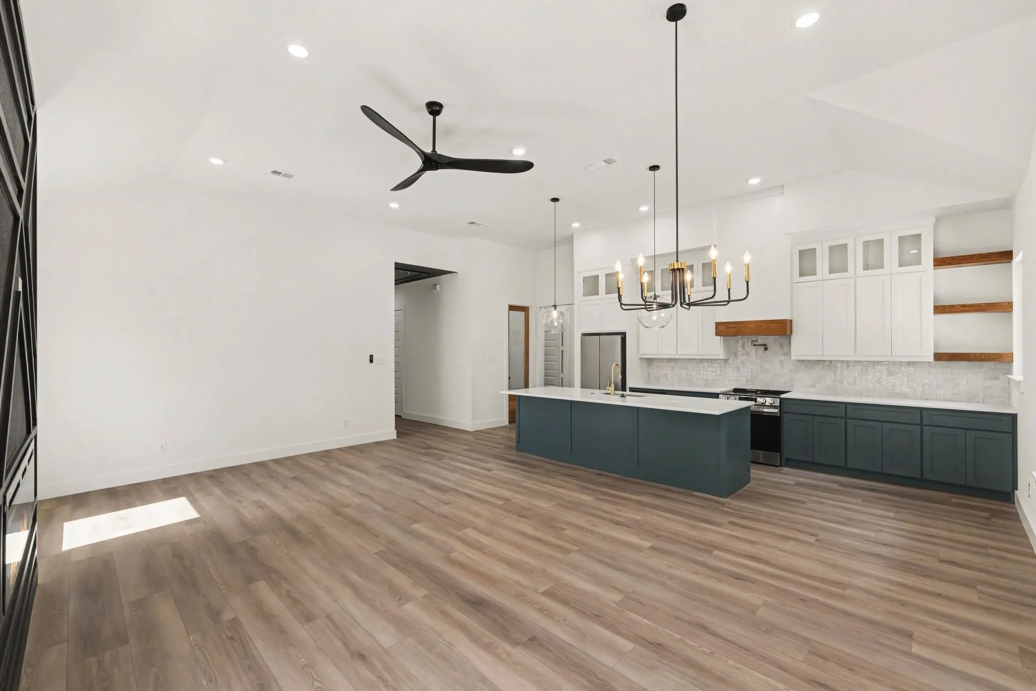 Single Family Residence For Sale in Dallas County , 3804 De Maggio Avenue, Dallas, Texas 75210, 3 Bedroom, 2 Bathroom, 2 Garage spaces, 1,818 Sqft, built in 2026, mls#21334137, Real Estate Agent in Dallas, Homes For Sale in Dallas county, Homes For Sale in Dallas, Realtor in Dallas Texas, Real Estate Brokerage Independent Realty Texas, Luminita Cordes Realtor
