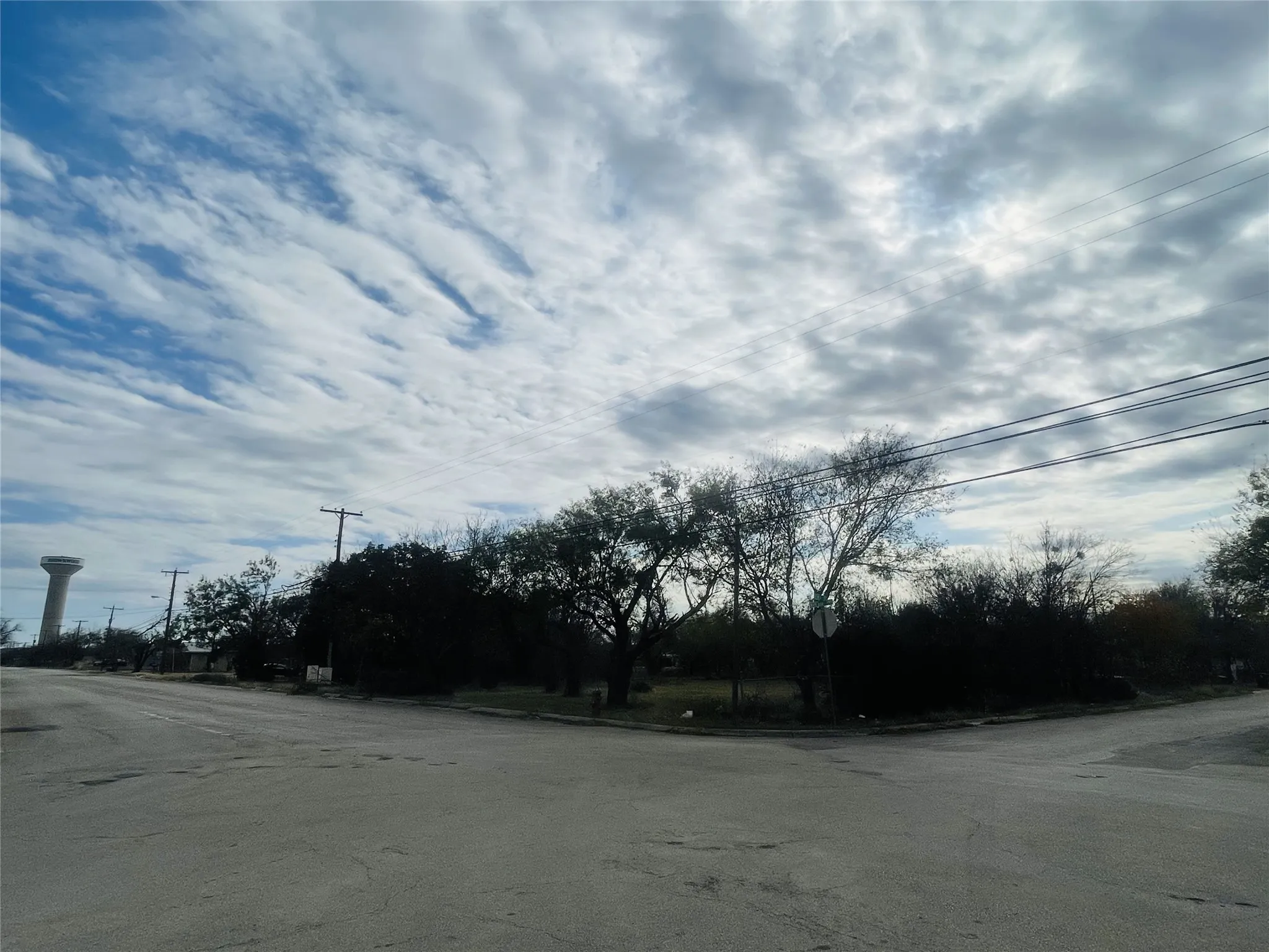Improved Land For Sale in Brown County , tbd Elm Street, Brownwood, Texas 76801, 0, 0, Garage spaces, 0 Sqft, built in 0, Price $15,900, mls#21347257, Real Estate Agent in Brownwood, Homes For Sale in Brown county, Homes For Sale in Brownwood, Realtor in Brownwood Texas, Real Estate Brokerage Independent Realty Texas, Luminita Cordes Realtor