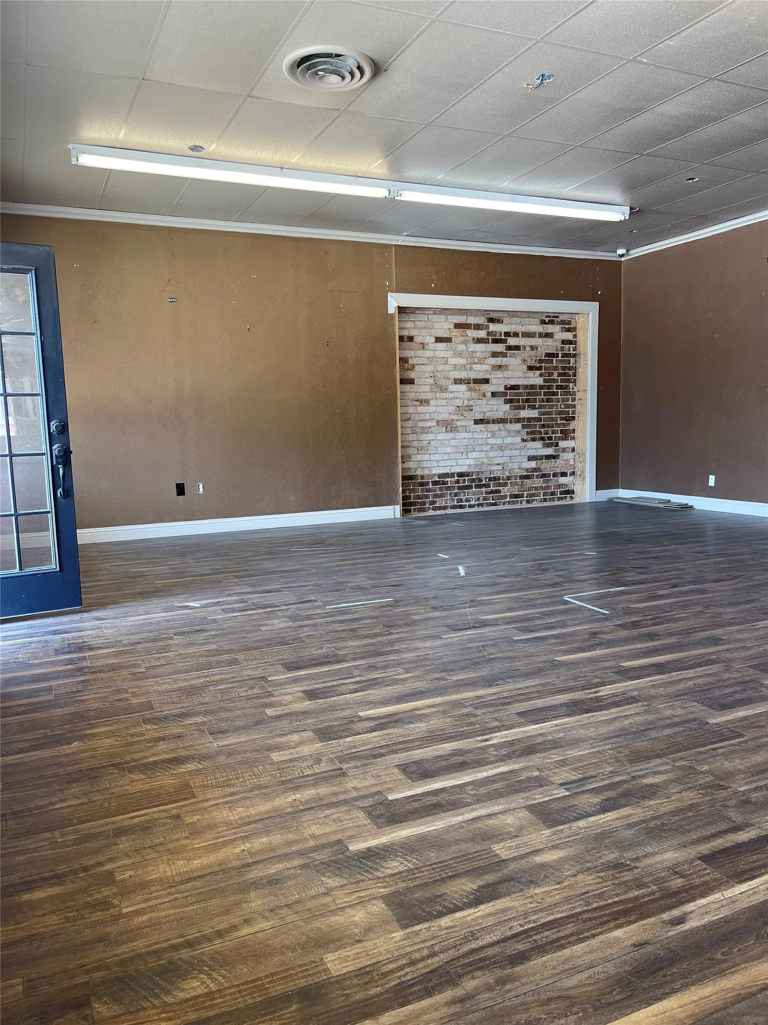 Retail For Sale in Wise County , 919 Halsell, Bridgeport, Texas 76426, 0, 0, Garage spaces, 0 Sqft, built in 1970, Price $210,000, mls#21347248, Real Estate Agent in Bridgeport, Homes For Sale in Wise county, Homes For Sale in Bridgeport, Realtor in Bridgeport Texas, Real Estate Brokerage Independent Realty Texas, Luminita Cordes Realtor