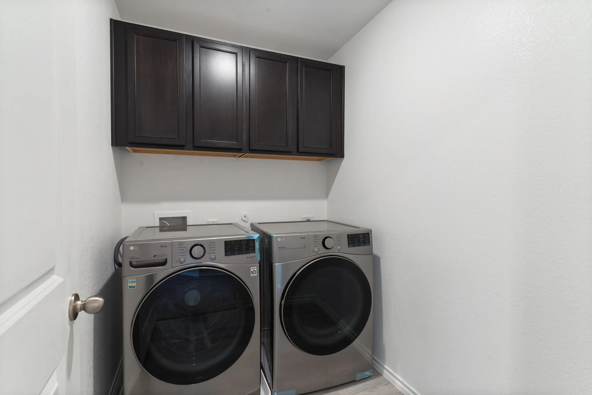 Single Family Residence For Rent in Dallas County , 2833 Bellflower Drive, Mesquite, Texas 75150, 3 Bedroom, 3 Bathroom, 2 Garage spaces, 1,764 Sqft, built in 2021, mls#21347236, Real Estate Agent in Mesquite, Homes For Rent in Dallas county, Homes For Rent in Mesquite, Realtor in Mesquite Texas, Real Estate Brokerage Independent Realty Texas, Luminita Cordes Realtor