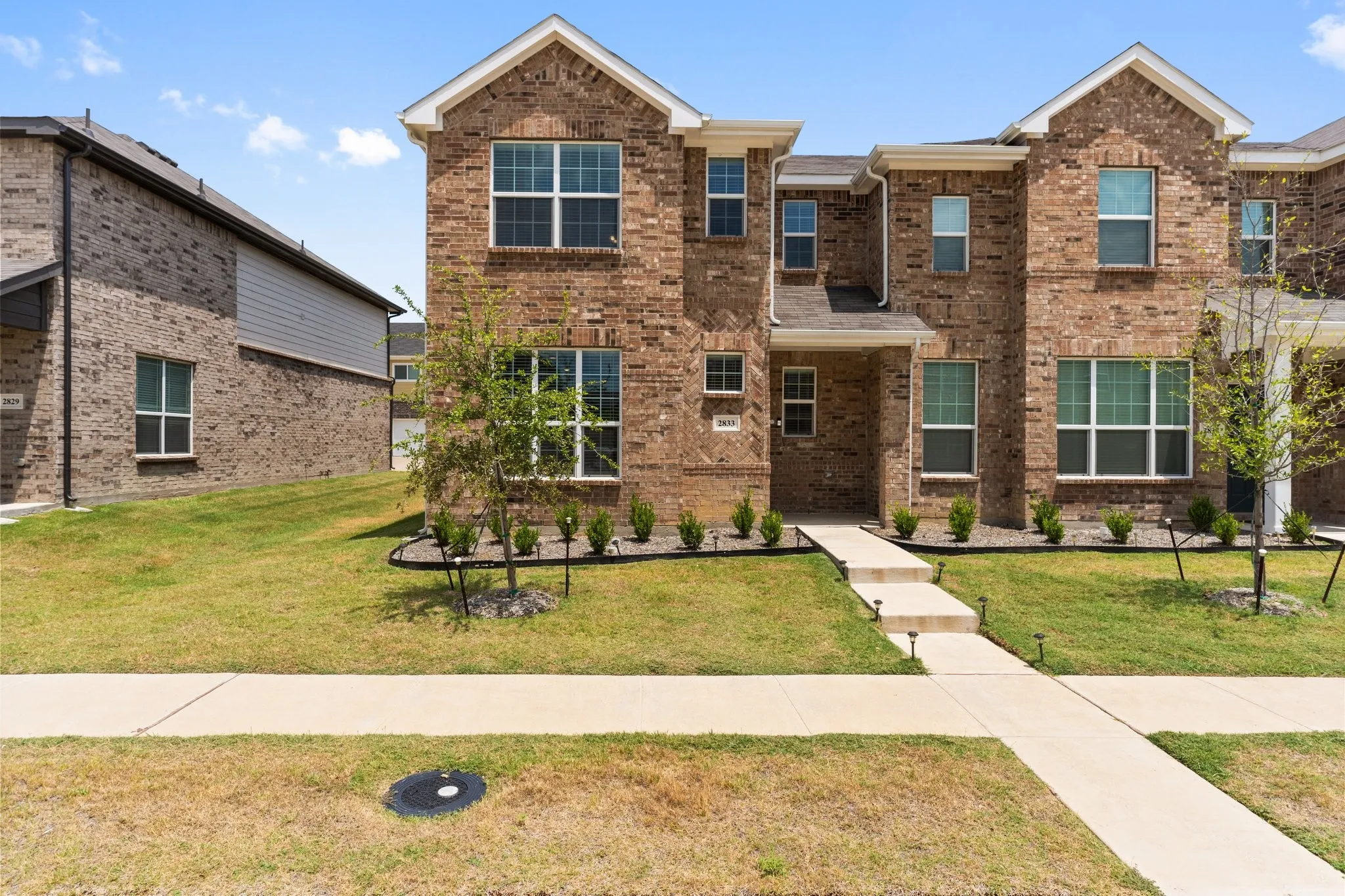 Single Family Residence For Rent in Dallas County , 2833 Bellflower Drive, Mesquite, Texas 75150, 3 Bedroom, 3 Bathroom, 2 Garage spaces, 1,764 Sqft, built in 2021, mls#21347236, Real Estate Agent in Mesquite, Homes For Rent in Dallas county, Homes For Rent in Mesquite, Realtor in Mesquite Texas, Real Estate Brokerage Independent Realty Texas, Luminita Cordes Realtor