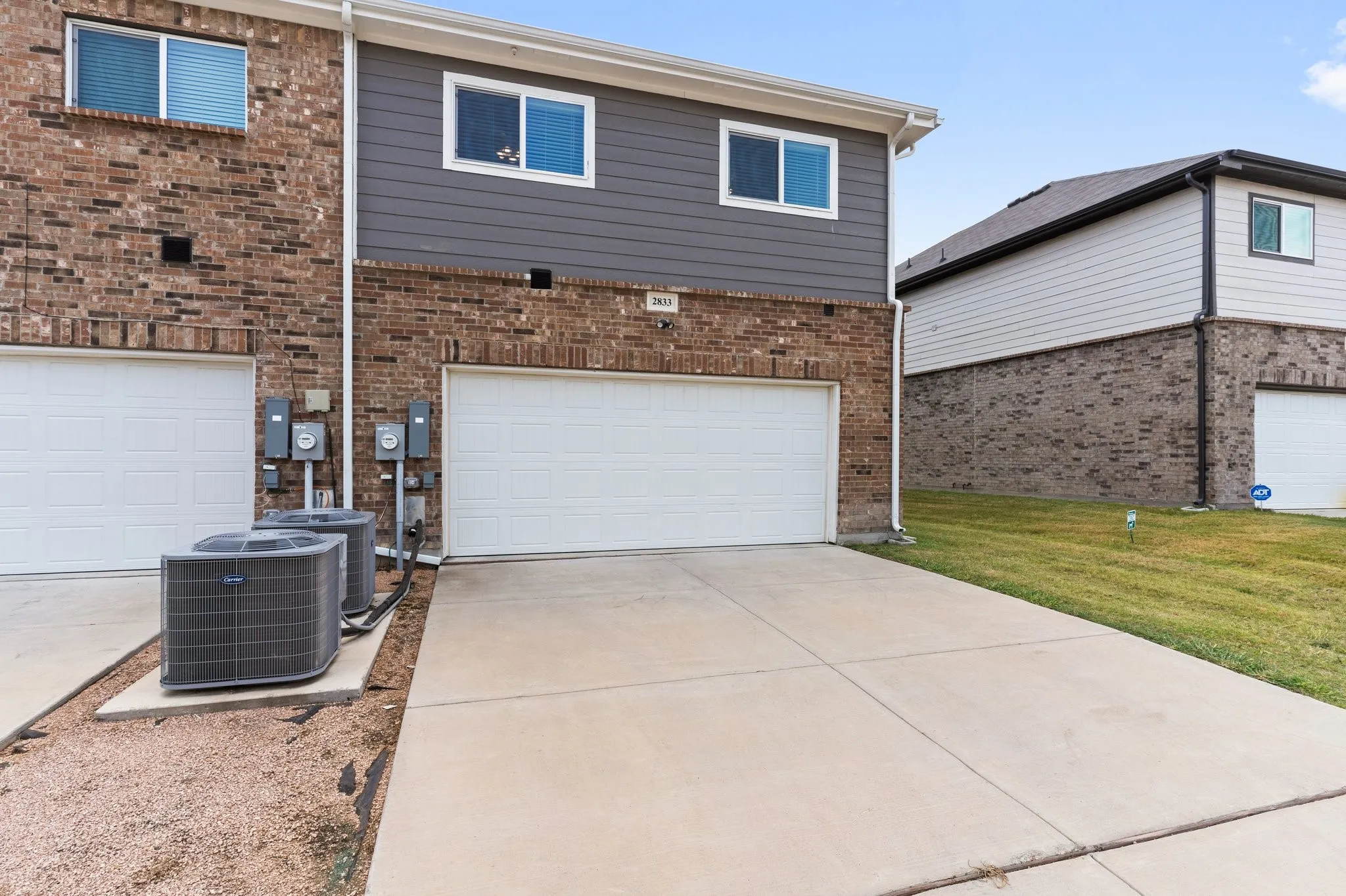 Single Family Residence For Rent in Dallas County , 2833 Bellflower Drive, Mesquite, Texas 75150, 3 Bedroom, 3 Bathroom, 2 Garage spaces, 1,764 Sqft, built in 2021, mls#21347236, Real Estate Agent in Mesquite, Homes For Rent in Dallas county, Homes For Rent in Mesquite, Realtor in Mesquite Texas, Real Estate Brokerage Independent Realty Texas, Luminita Cordes Realtor
