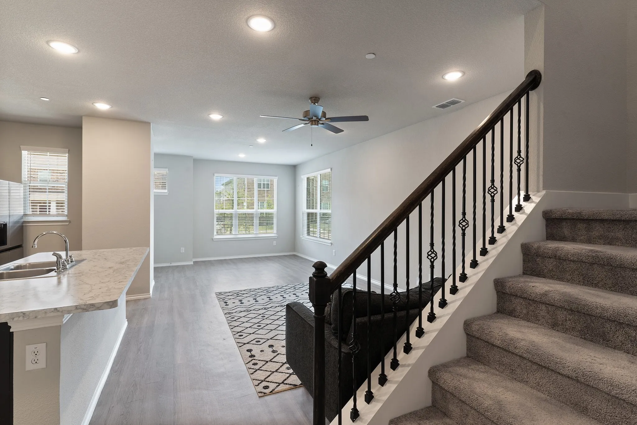 Single Family Residence For Rent in Dallas County , 2833 Bellflower Drive, Mesquite, Texas 75150, 3 Bedroom, 3 Bathroom, 2 Garage spaces, 1,764 Sqft, built in 2021, mls#21347236, Real Estate Agent in Mesquite, Homes For Rent in Dallas county, Homes For Rent in Mesquite, Realtor in Mesquite Texas, Real Estate Brokerage Independent Realty Texas, Luminita Cordes Realtor