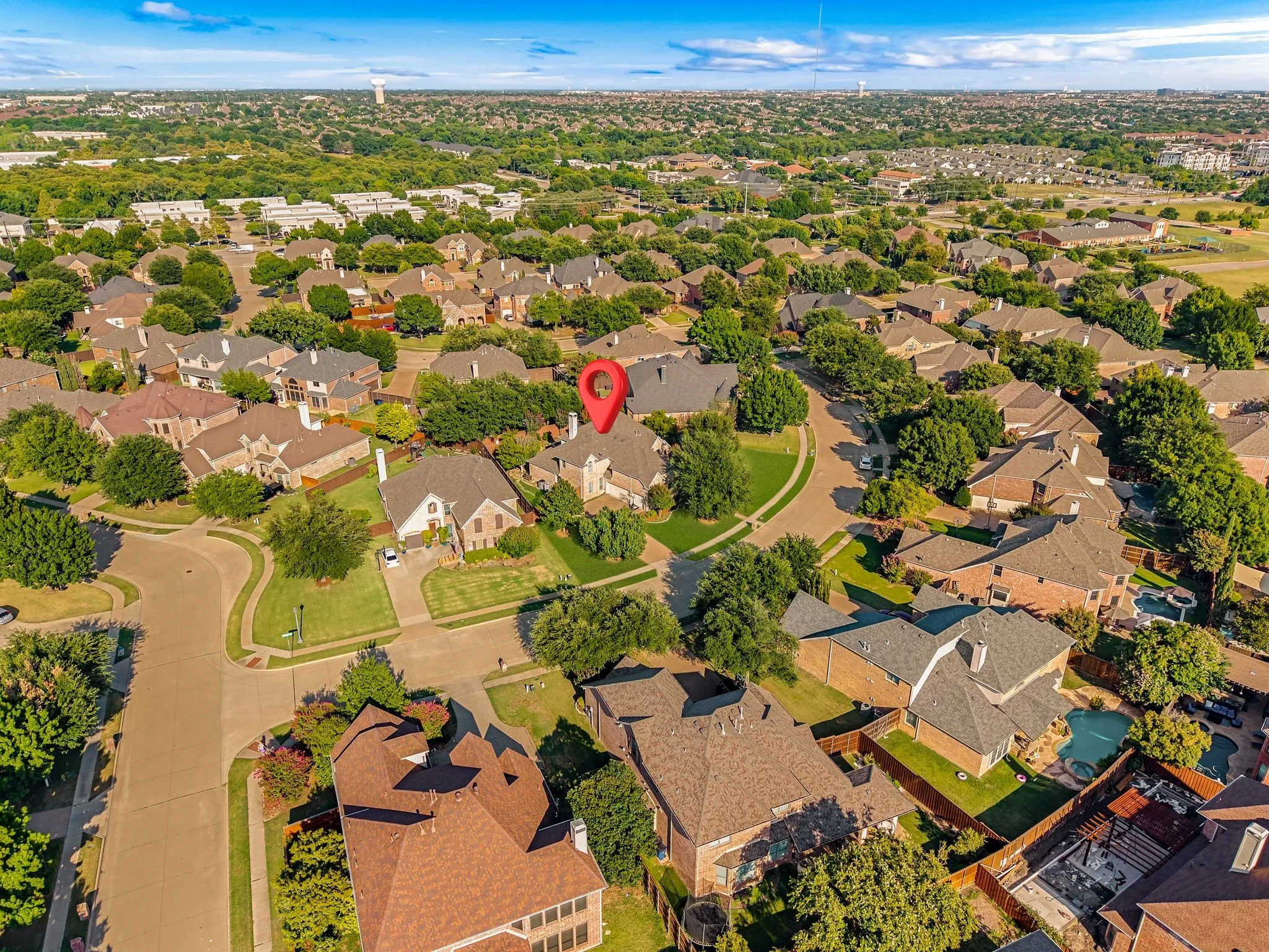 Single Family Residence For Sale in Collin County , 15692 Atkins Lane, Frisco, Texas 75035, 5 Bedroom, 4 Bathroom, 3 Garage spaces, 3,789 Sqft, built in 2004, mls#21337926, Real Estate Agent in Frisco, Homes For Sale in Collin county, Homes For Sale in Frisco, Realtor in Frisco Texas, Real Estate Brokerage Independent Realty Texas, Luminita Cordes Realtor