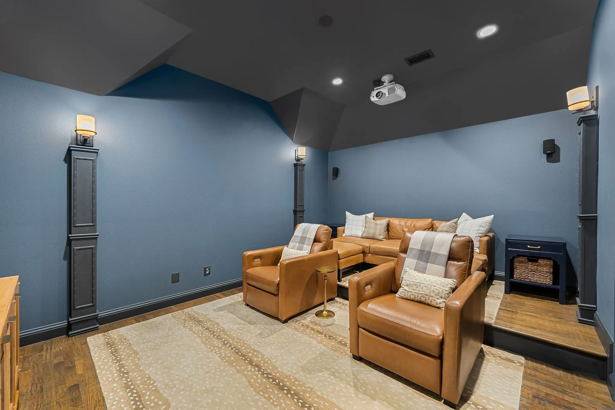 Single Family Residence For Sale in Collin County , 15692 Atkins Lane, Frisco, Texas 75035, 5 Bedroom, 4 Bathroom, 3 Garage spaces, 3,789 Sqft, built in 2004, mls#21337926, Real Estate Agent in Frisco, Homes For Sale in Collin county, Homes For Sale in Frisco, Realtor in Frisco Texas, Real Estate Brokerage Independent Realty Texas, Luminita Cordes Realtor