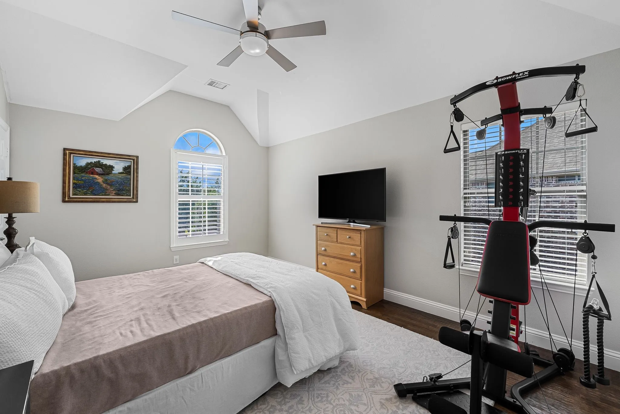 Single Family Residence For Sale in Collin County , 15692 Atkins Lane, Frisco, Texas 75035, 5 Bedroom, 4 Bathroom, 3 Garage spaces, 3,789 Sqft, built in 2004, mls#21337926, Real Estate Agent in Frisco, Homes For Sale in Collin county, Homes For Sale in Frisco, Realtor in Frisco Texas, Real Estate Brokerage Independent Realty Texas, Luminita Cordes Realtor
