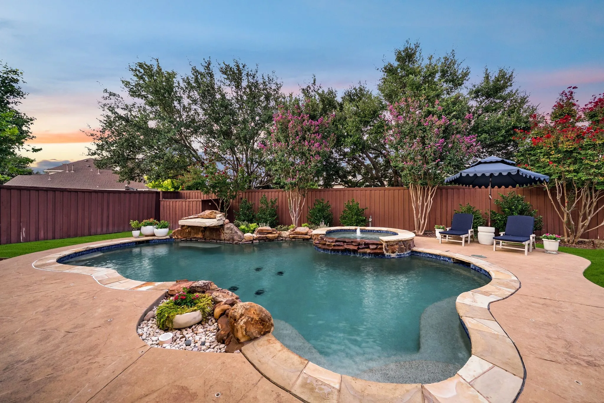 Single Family Residence For Sale in Collin County , 15692 Atkins Lane, Frisco, Texas 75035, 5 Bedroom, 4 Bathroom, 3 Garage spaces, 3,789 Sqft, built in 2004, mls#21337926, Real Estate Agent in Frisco, Homes For Sale in Collin county, Homes For Sale in Frisco, Realtor in Frisco Texas, Real Estate Brokerage Independent Realty Texas, Luminita Cordes Realtor