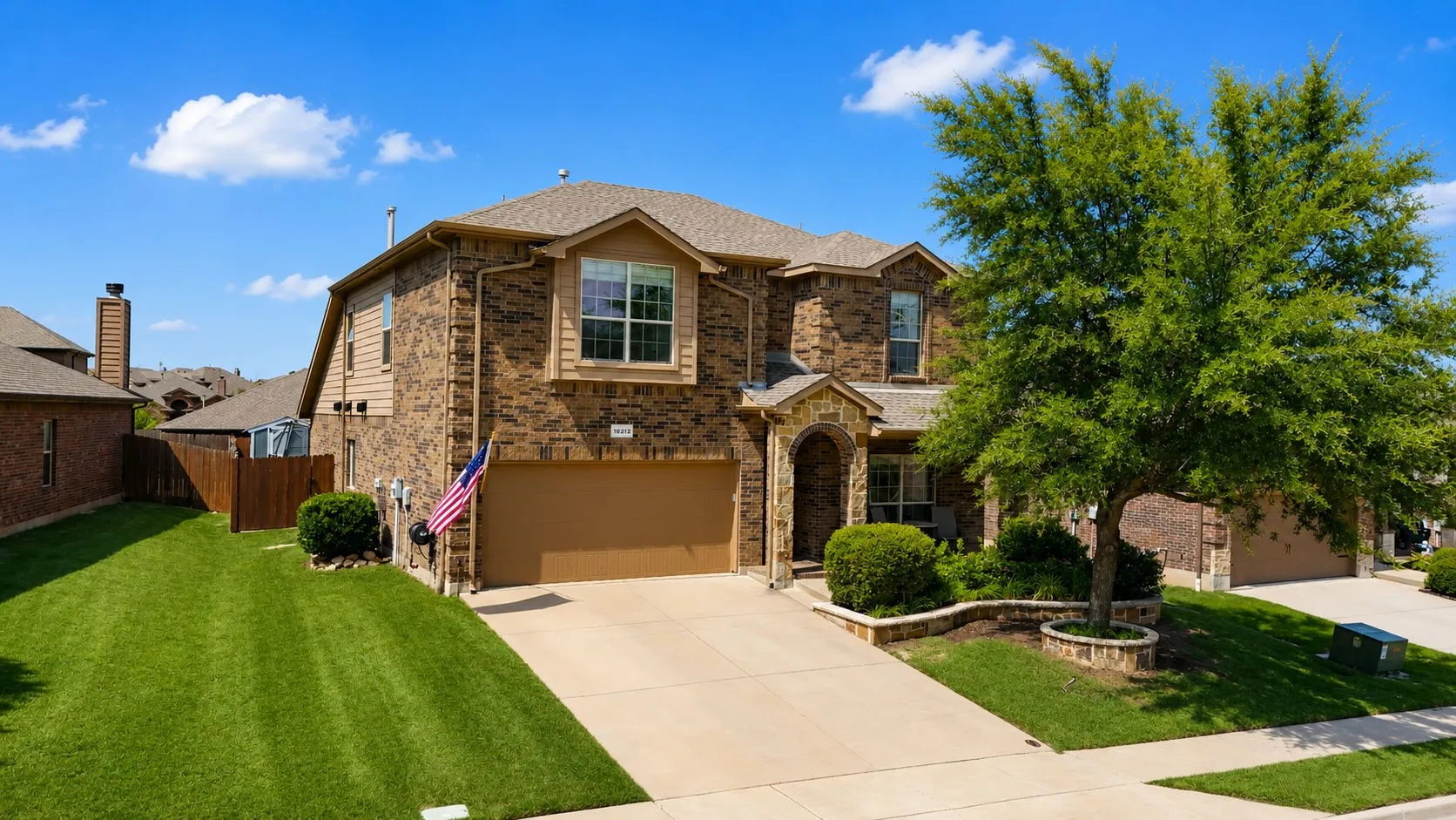 Single Family Residence For Sale in Tarrant County , 10212 Point Lobos Trail, Fort Worth, Texas 76177, 4 Bedroom, 4 Bathroom, 2 Garage spaces, 3,027 Sqft, built in 2011, mls#21346966, Real Estate Agent in Fort Worth, Homes For Sale in Tarrant county, Homes For Sale in Fort Worth, Realtor in Fort Worth Texas, Real Estate Brokerage Independent Realty Texas, Luminita Cordes Realtor