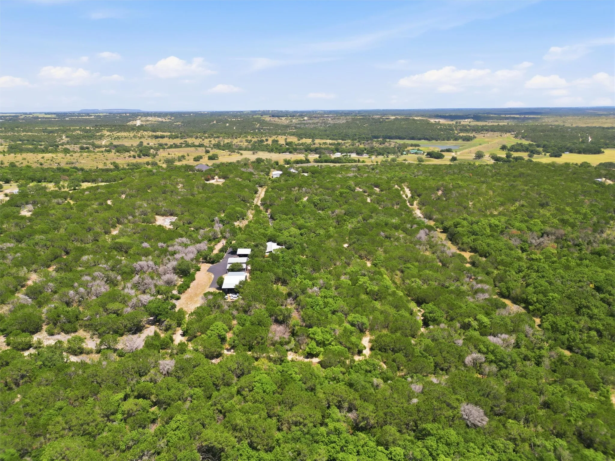 Single Family Residence For Sale in Hood County , 4800 Rock Church Highway, Tolar, Texas 76476, 3 Bedroom, 2 Bathroom, 3 Garage spaces, 1,792 Sqft, built in 1997, mls#21347020, Real Estate Agent in Tolar, Homes For Sale in Hood county, Homes For Sale in Tolar, Realtor in Tolar Texas, Real Estate Brokerage Independent Realty Texas, Luminita Cordes Realtor