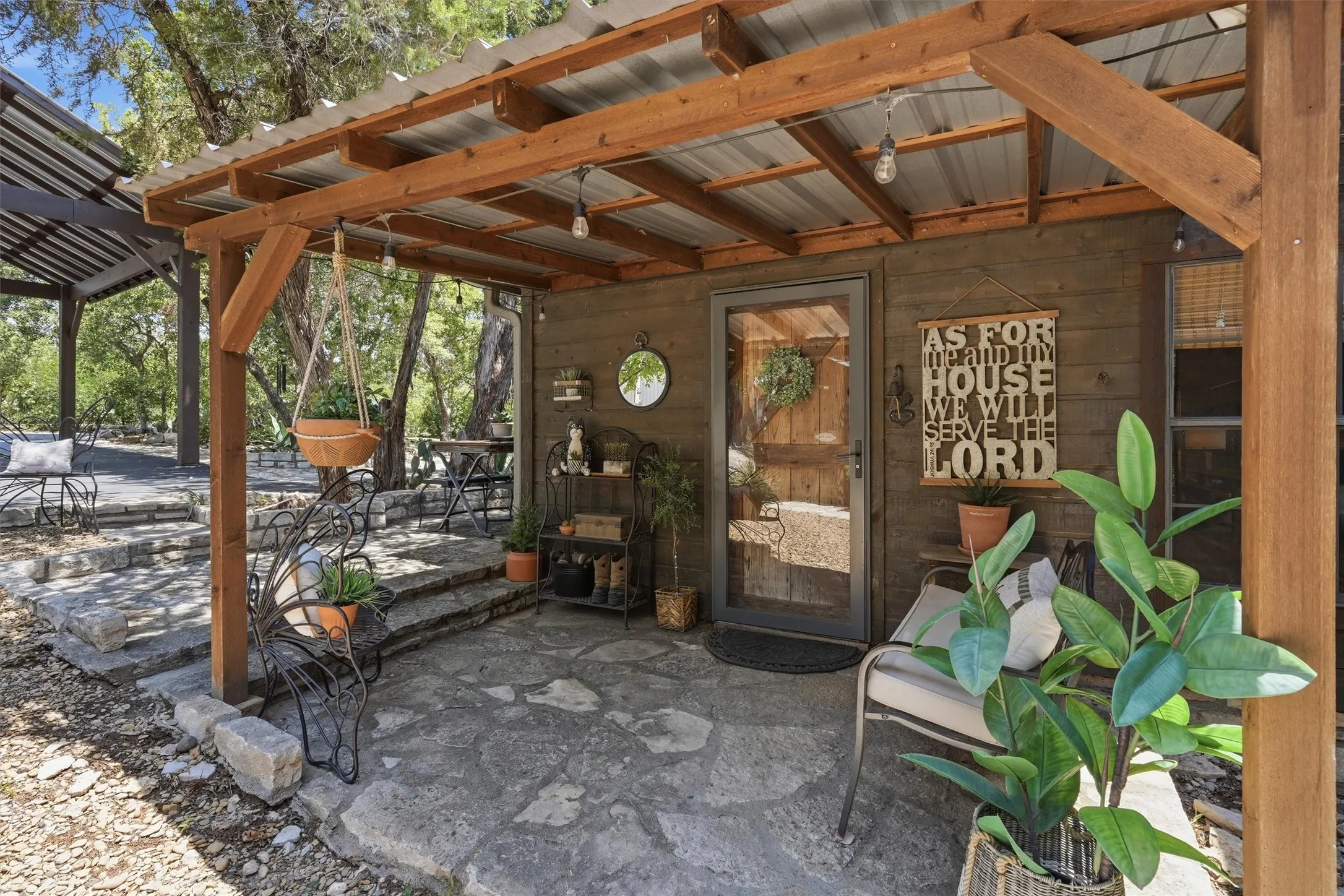 Single Family Residence For Sale in Hood County , 4800 Rock Church Highway, Tolar, Texas 76476, 3 Bedroom, 2 Bathroom, 3 Garage spaces, 1,792 Sqft, built in 1997, mls#21347020, Real Estate Agent in Tolar, Homes For Sale in Hood county, Homes For Sale in Tolar, Realtor in Tolar Texas, Real Estate Brokerage Independent Realty Texas, Luminita Cordes Realtor