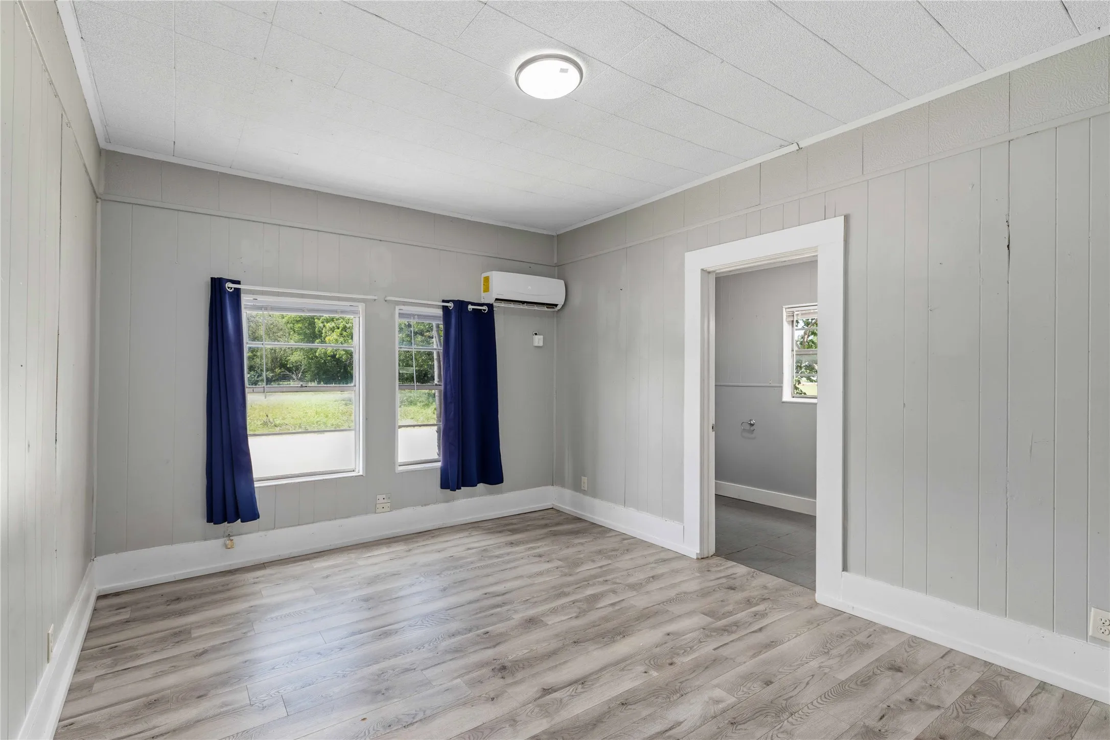 Single Family Residence For Sale in Brown County , 1317 Avenue C, Brownwood, Texas 76801, 2 Bedroom, 2 Bathroom, Garage spaces, 1,162 Sqft, built in 0, mls#21345982, Real Estate Agent in Brownwood, Homes For Sale in Brown county, Homes For Sale in Brownwood, Realtor in Brownwood Texas, Real Estate Brokerage Independent Realty Texas, Luminita Cordes Realtor