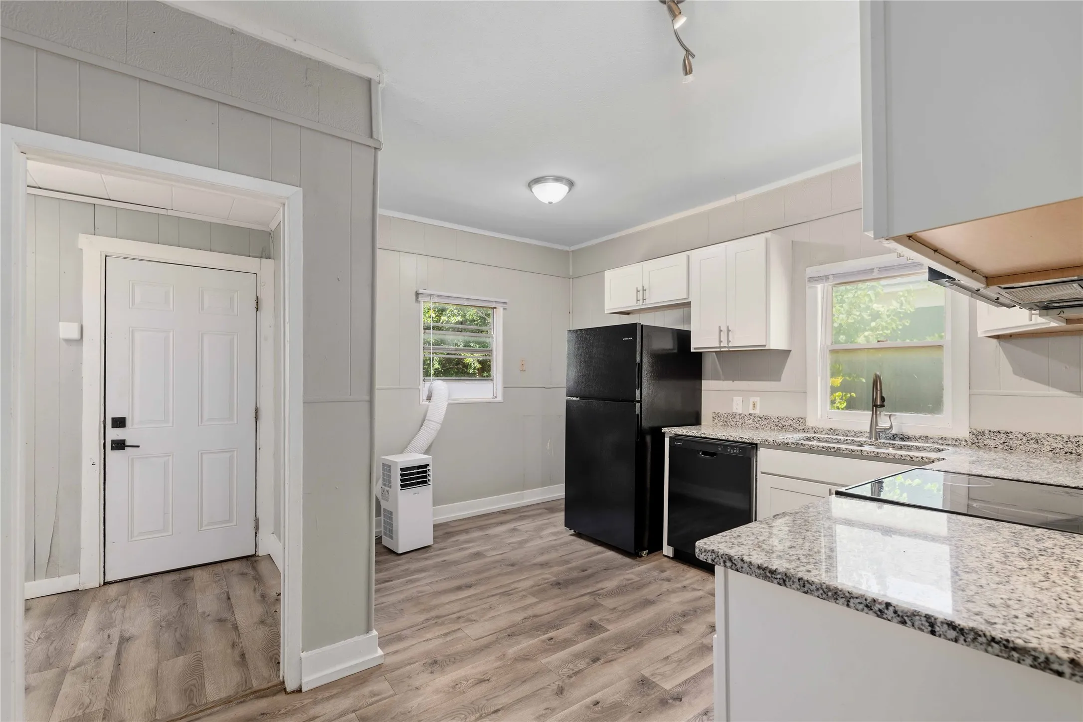 Single Family Residence For Sale in Brown County , 1317 Avenue C, Brownwood, Texas 76801, 2 Bedroom, 2 Bathroom, Garage spaces, 1,162 Sqft, built in 0, mls#21345982, Real Estate Agent in Brownwood, Homes For Sale in Brown county, Homes For Sale in Brownwood, Realtor in Brownwood Texas, Real Estate Brokerage Independent Realty Texas, Luminita Cordes Realtor