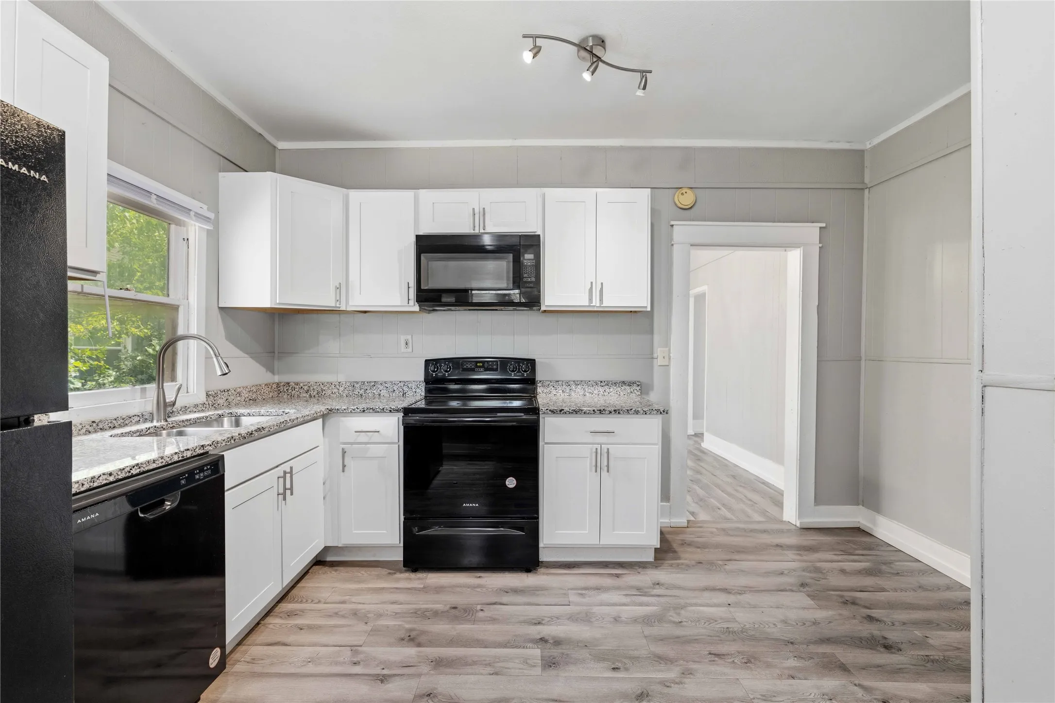 Single Family Residence For Sale in Brown County , 1317 Avenue C, Brownwood, Texas 76801, 2 Bedroom, 2 Bathroom, Garage spaces, 1,162 Sqft, built in 0, mls#21345982, Real Estate Agent in Brownwood, Homes For Sale in Brown county, Homes For Sale in Brownwood, Realtor in Brownwood Texas, Real Estate Brokerage Independent Realty Texas, Luminita Cordes Realtor