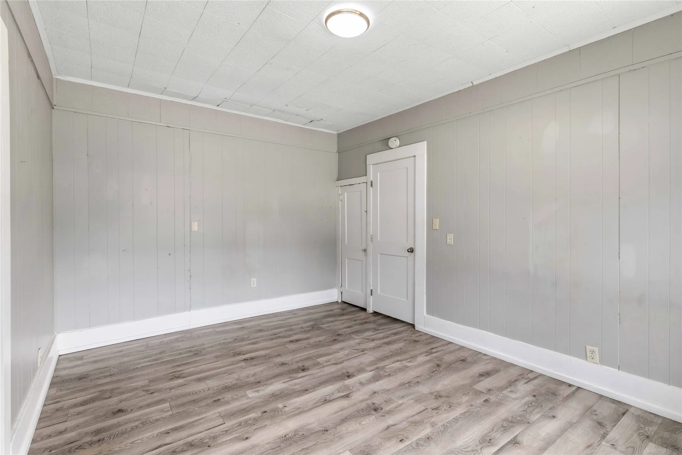 Single Family Residence For Sale in Brown County , 1317 Avenue C, Brownwood, Texas 76801, 2 Bedroom, 2 Bathroom, Garage spaces, 1,162 Sqft, built in 0, mls#21345982, Real Estate Agent in Brownwood, Homes For Sale in Brown county, Homes For Sale in Brownwood, Realtor in Brownwood Texas, Real Estate Brokerage Independent Realty Texas, Luminita Cordes Realtor