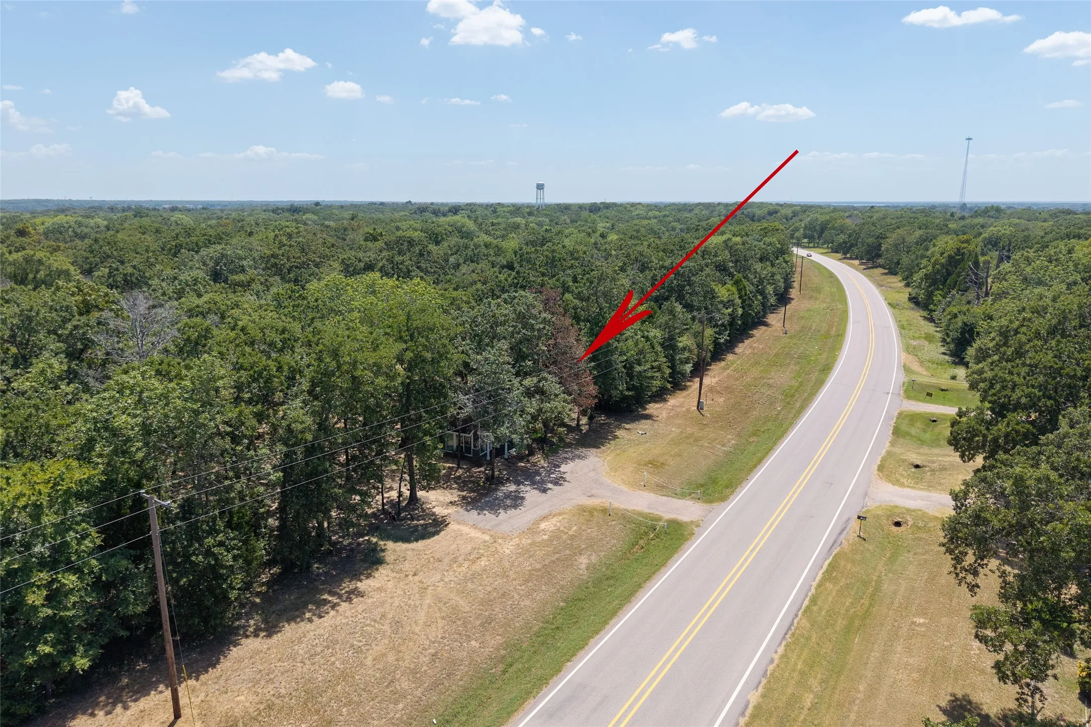 Single Family Residence For Sale in Henderson County , 6120 Payne Road, Log Cabin, Texas 75148, 1 Bedroom, 1 Bathroom, Garage spaces, 792 Sqft, built in 2023, mls#21347189, Real Estate Agent in Log Cabin, Homes For Sale in Henderson county, Homes For Sale in Log Cabin, Realtor in Log Cabin Texas, Real Estate Brokerage Independent Realty Texas, Luminita Cordes Realtor