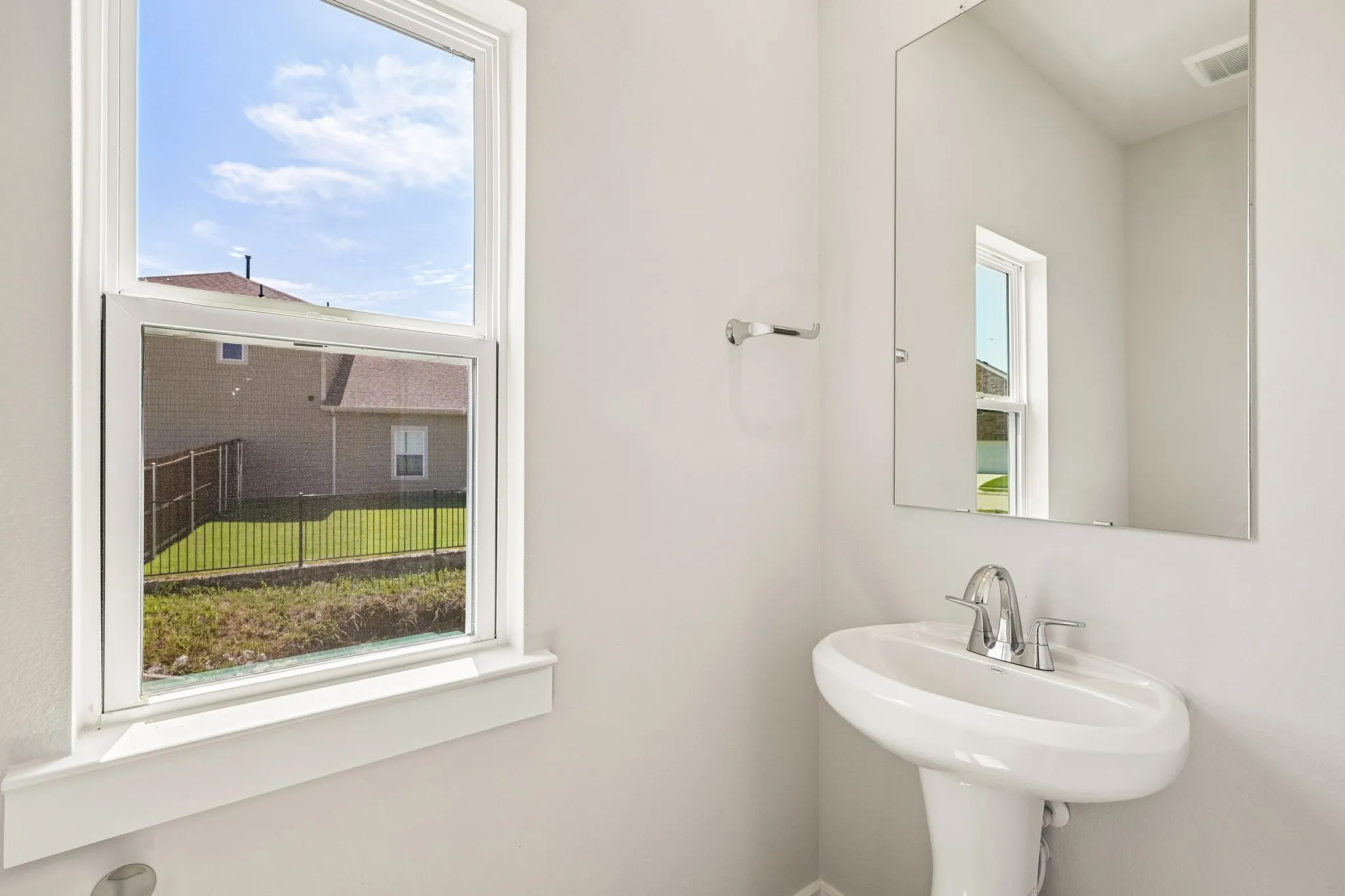 Single Family Residence For Sale in Rockwall County , 312 Sun Harvest Drive, Royse City, Texas 75189, 4 Bedroom, 3 Bathroom, 2 Garage spaces, 2,003 Sqft, built in 2026, mls#21347310, Real Estate Agent in Royse City, Homes For Sale in Rockwall county, Homes For Sale in Royse City, Realtor in Royse City Texas, Real Estate Brokerage Independent Realty Texas, Luminita Cordes Realtor