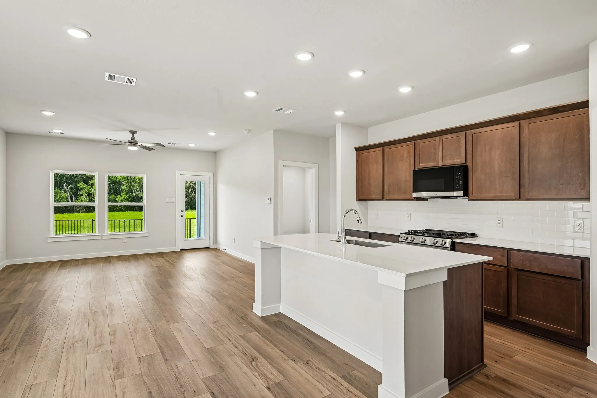 Single Family Residence For Sale in Rockwall County , 312 Sun Harvest Drive, Royse City, Texas 75189, 4 Bedroom, 3 Bathroom, 2 Garage spaces, 2,003 Sqft, built in 2026, mls#21347310, Real Estate Agent in Royse City, Homes For Sale in Rockwall county, Homes For Sale in Royse City, Realtor in Royse City Texas, Real Estate Brokerage Independent Realty Texas, Luminita Cordes Realtor