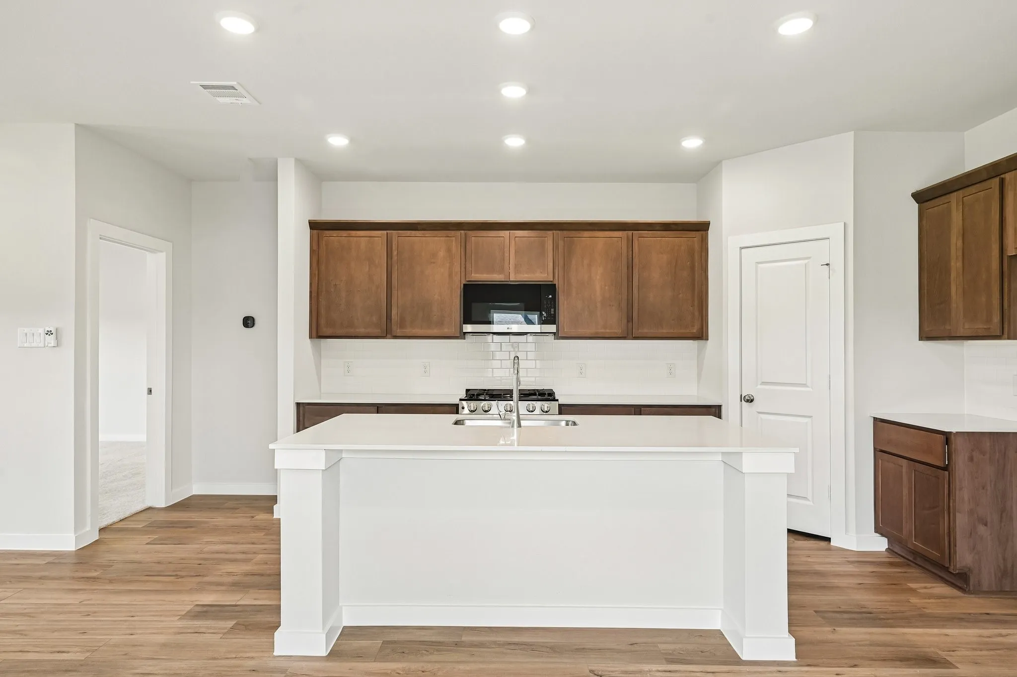 Single Family Residence For Sale in Rockwall County , 312 Sun Harvest Drive, Royse City, Texas 75189, 4 Bedroom, 3 Bathroom, 2 Garage spaces, 2,003 Sqft, built in 2026, mls#21347310, Real Estate Agent in Royse City, Homes For Sale in Rockwall county, Homes For Sale in Royse City, Realtor in Royse City Texas, Real Estate Brokerage Independent Realty Texas, Luminita Cordes Realtor