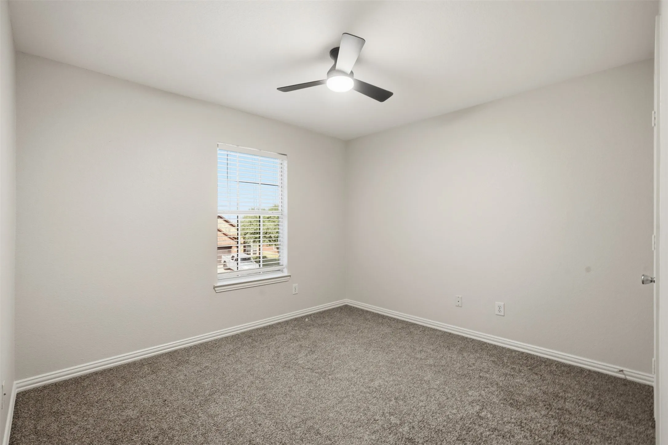 Single Family Residence For Rent in Collin County , 404 Tarpan Trail, Celina, Texas 75009, 5 Bedroom, 4 Bathroom, 2 Garage spaces, 2,852 Sqft, built in 2005, mls#21343653, Real Estate Agent in Celina, Homes For Rent in Collin county, Homes For Rent in Celina, Realtor in Celina Texas, Real Estate Brokerage Independent Realty Texas, Luminita Cordes Realtor