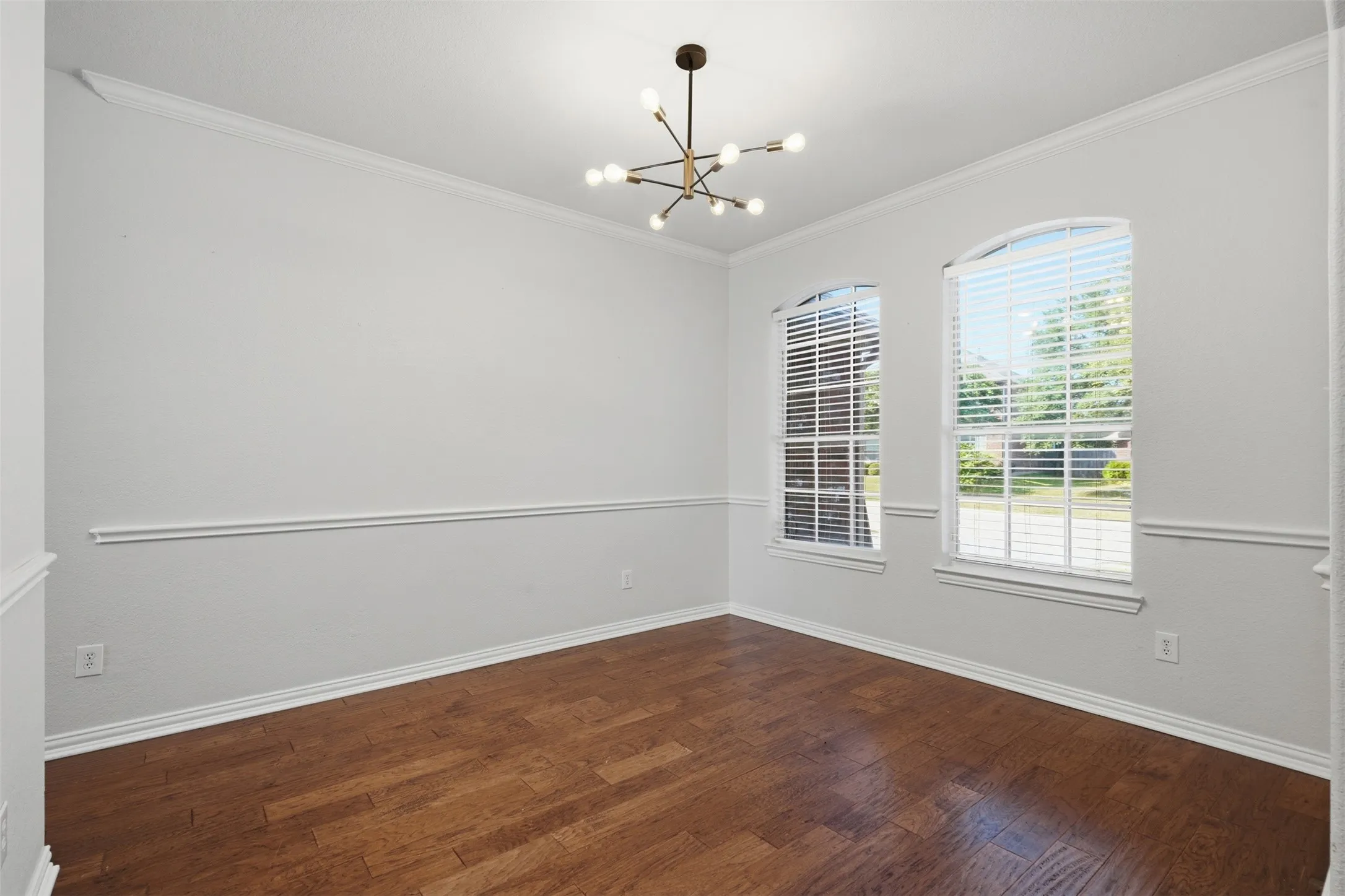 Single Family Residence For Rent in Collin County , 404 Tarpan Trail, Celina, Texas 75009, 5 Bedroom, 4 Bathroom, 2 Garage spaces, 2,852 Sqft, built in 2005, mls#21343653, Real Estate Agent in Celina, Homes For Rent in Collin county, Homes For Rent in Celina, Realtor in Celina Texas, Real Estate Brokerage Independent Realty Texas, Luminita Cordes Realtor